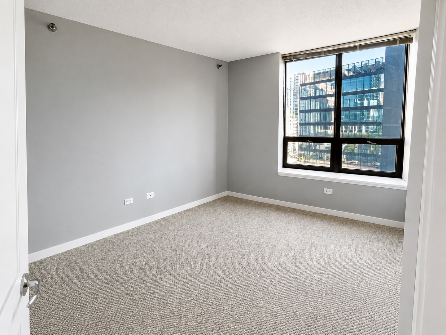 400 N LaSalle Street Unit: 1312