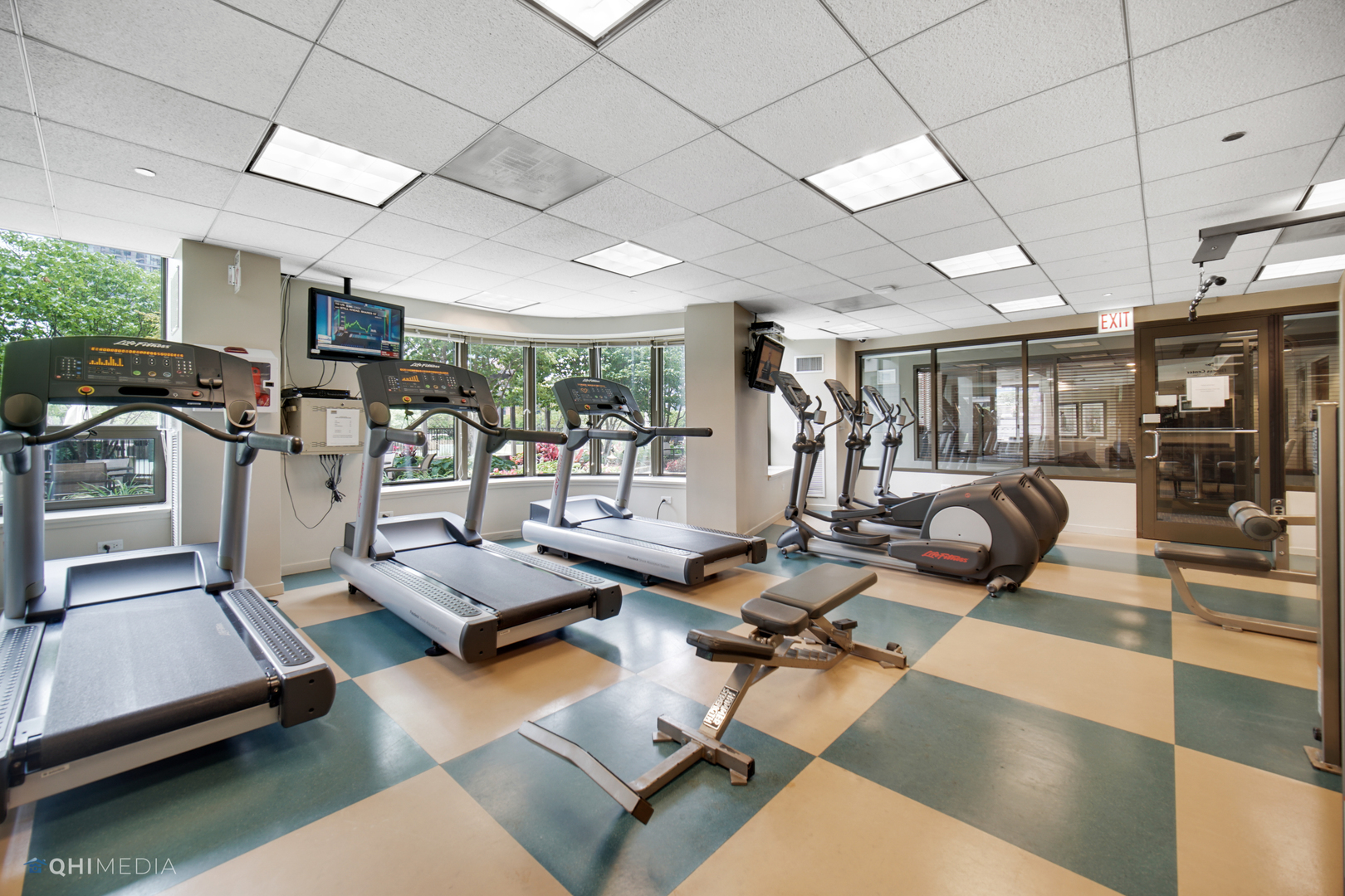 400 N LaSalle Street Unit: 1312