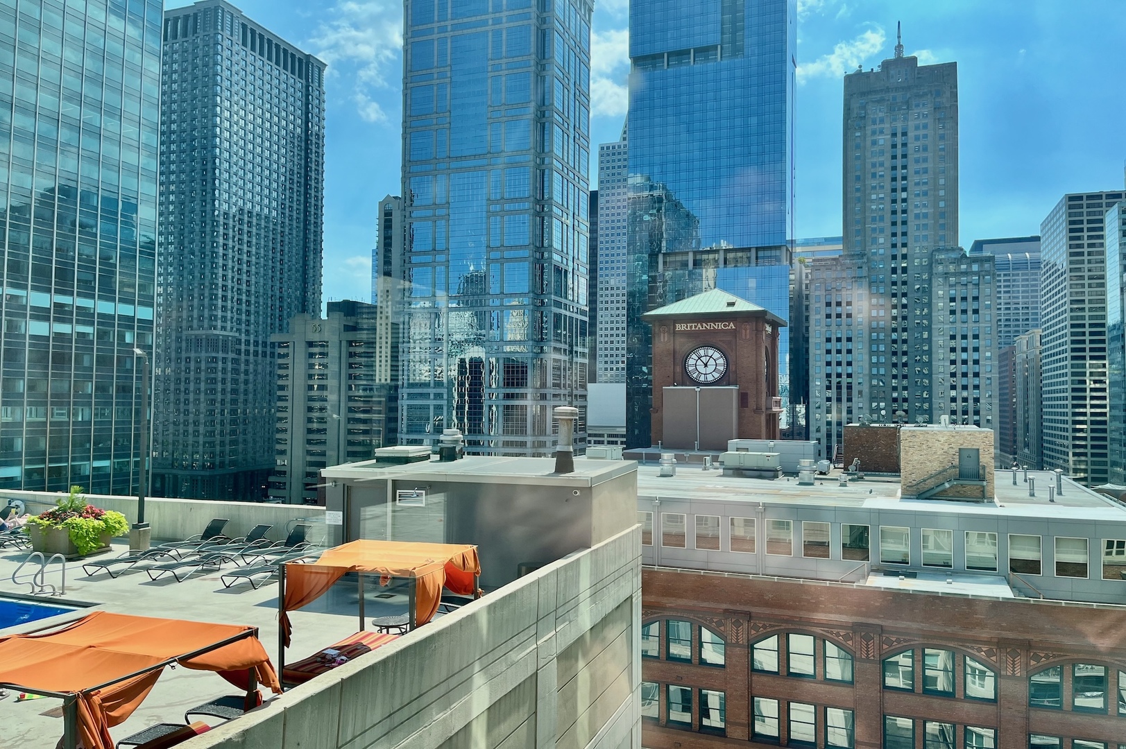 345 N LaSalle Street Unit: 1505