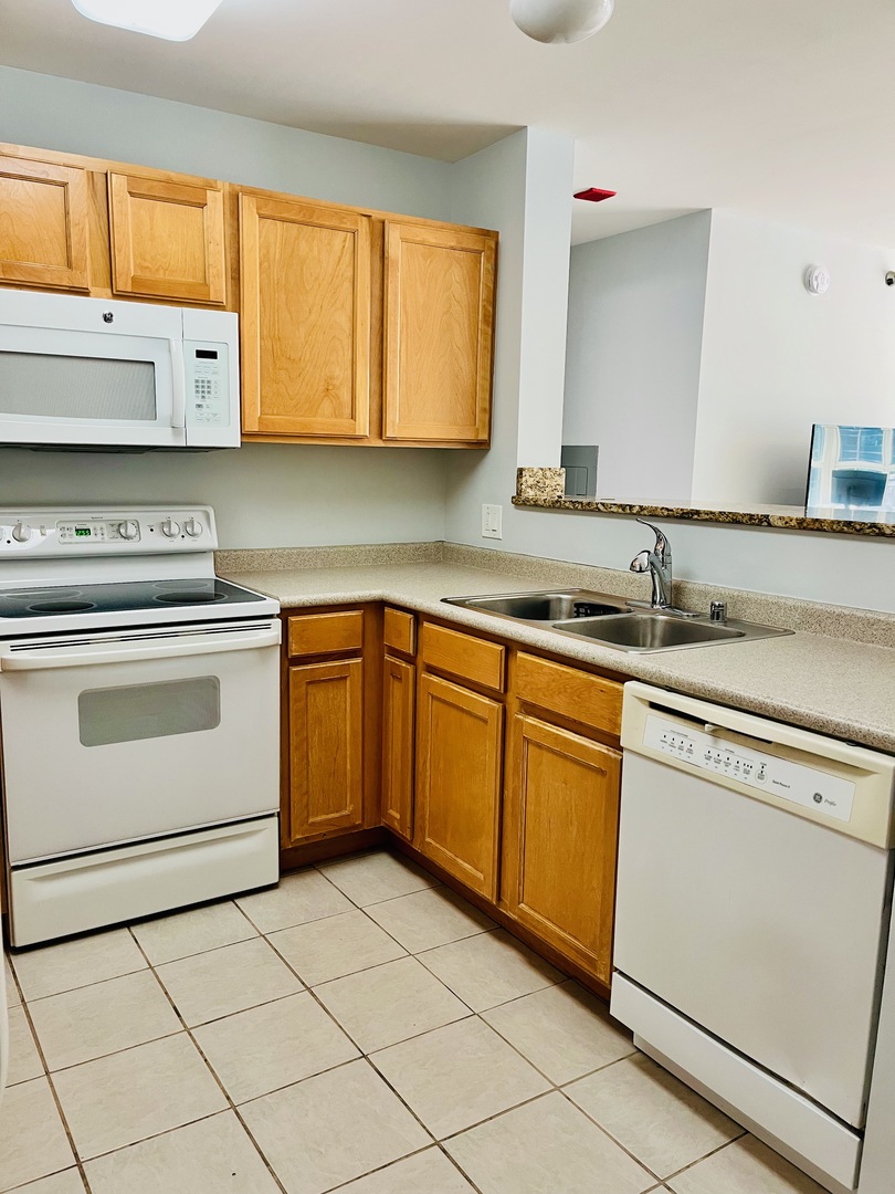 345 N LaSalle Street Unit: 1505