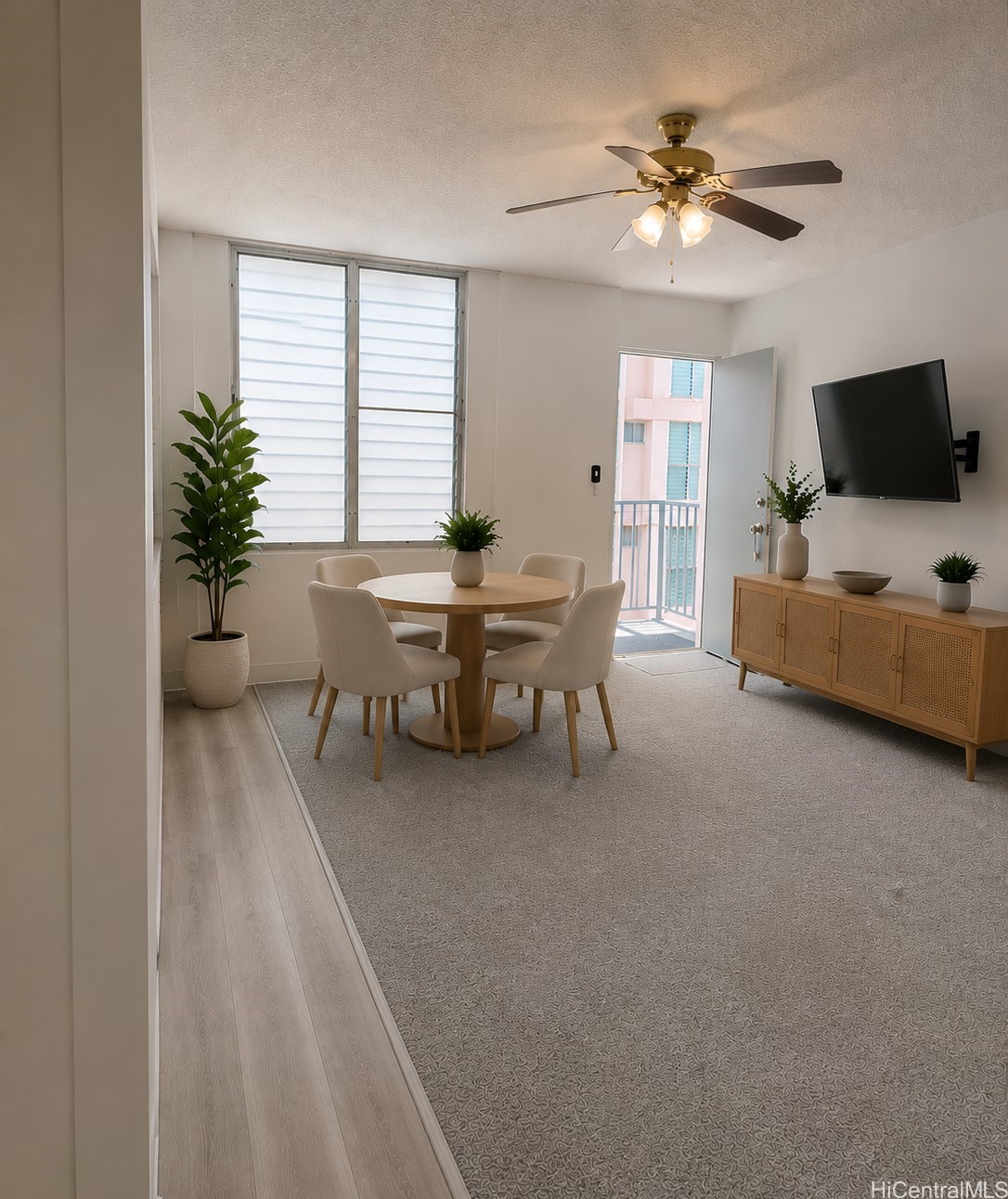 1714 Anapuni Street 304