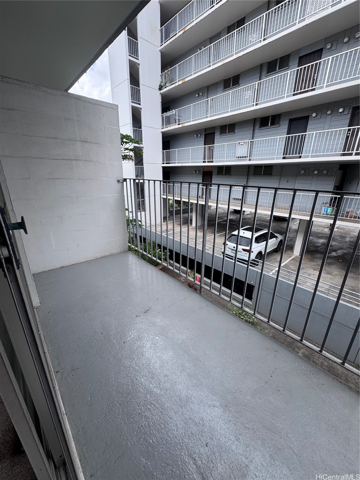 1714 Anapuni Street 304
