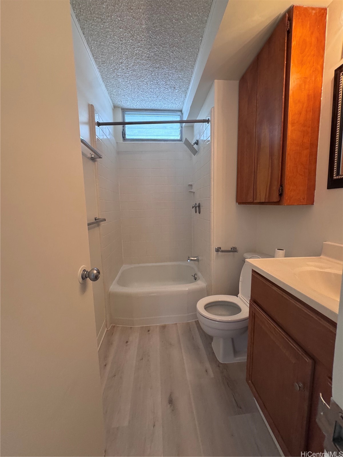 1714 Anapuni Street 304