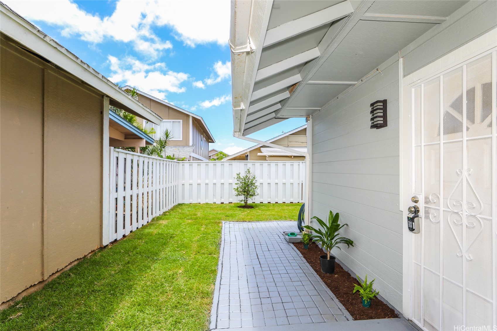 91-983 Waihua Place