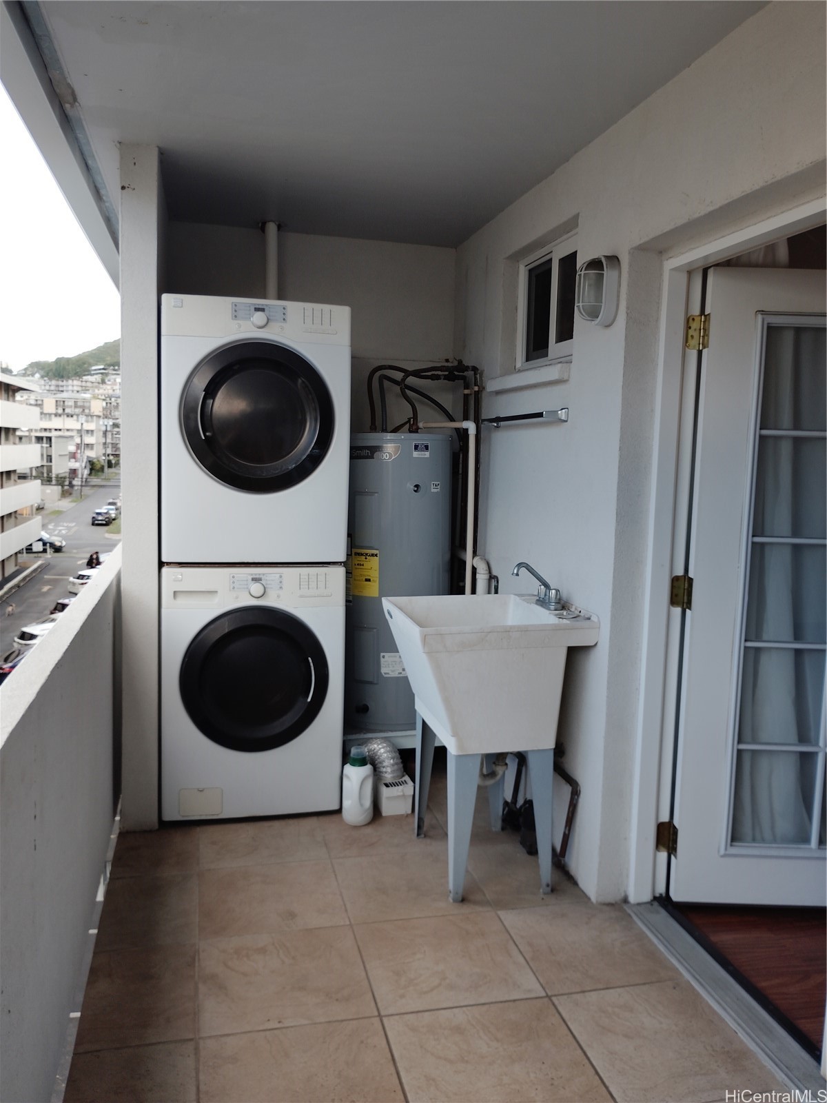 1504 Liholiho Street 401