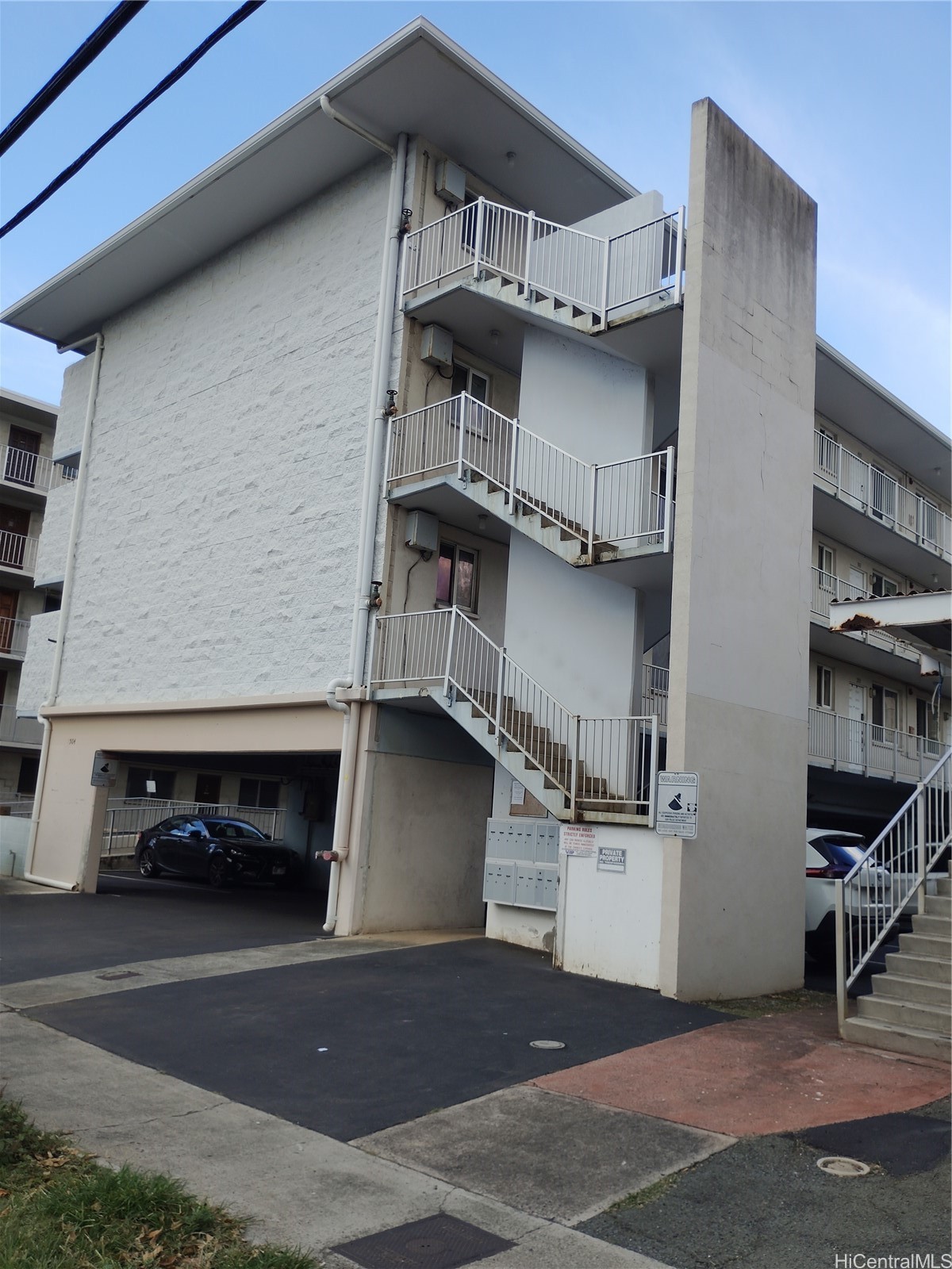 1504 Liholiho Street 401