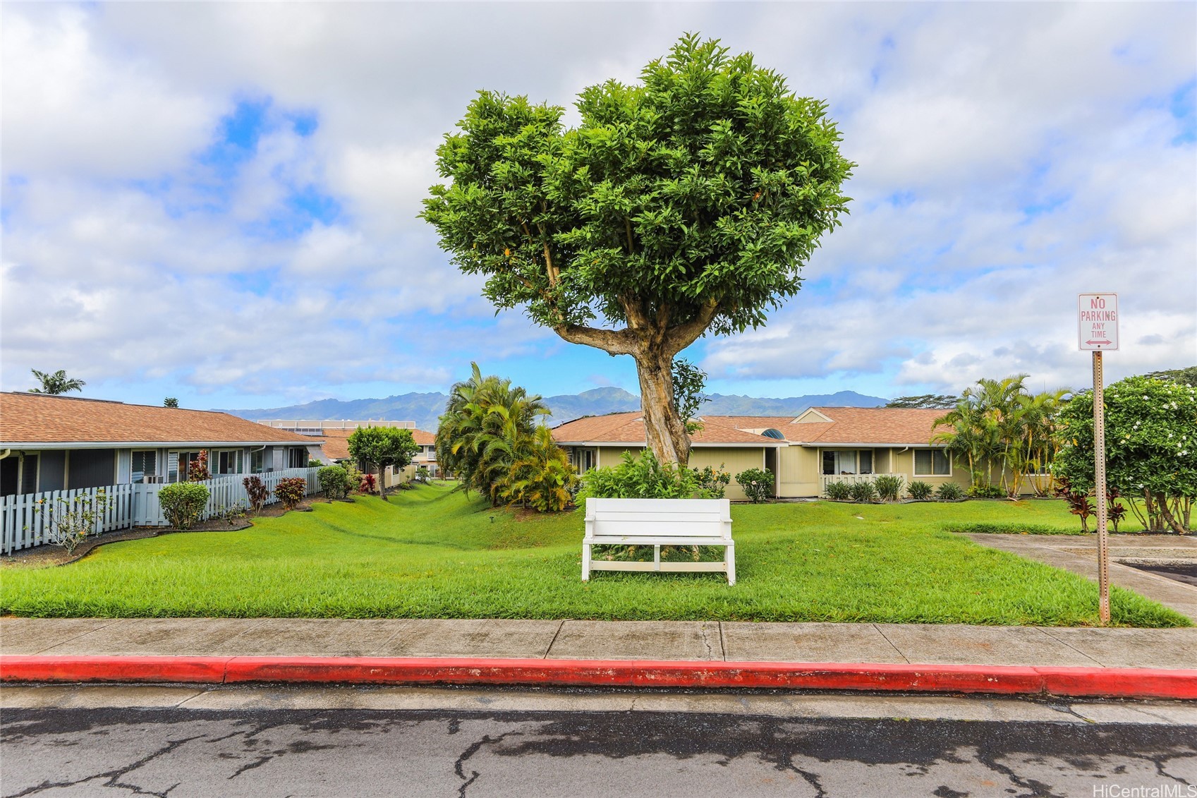 95-1050 Makaikai Street P28