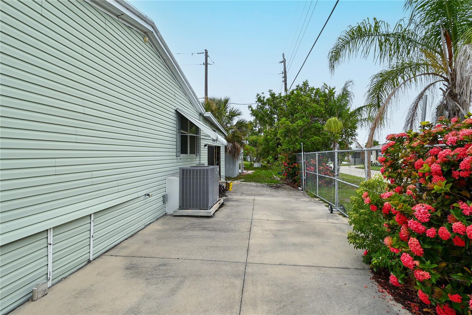 314 50TH AVENUE TER W