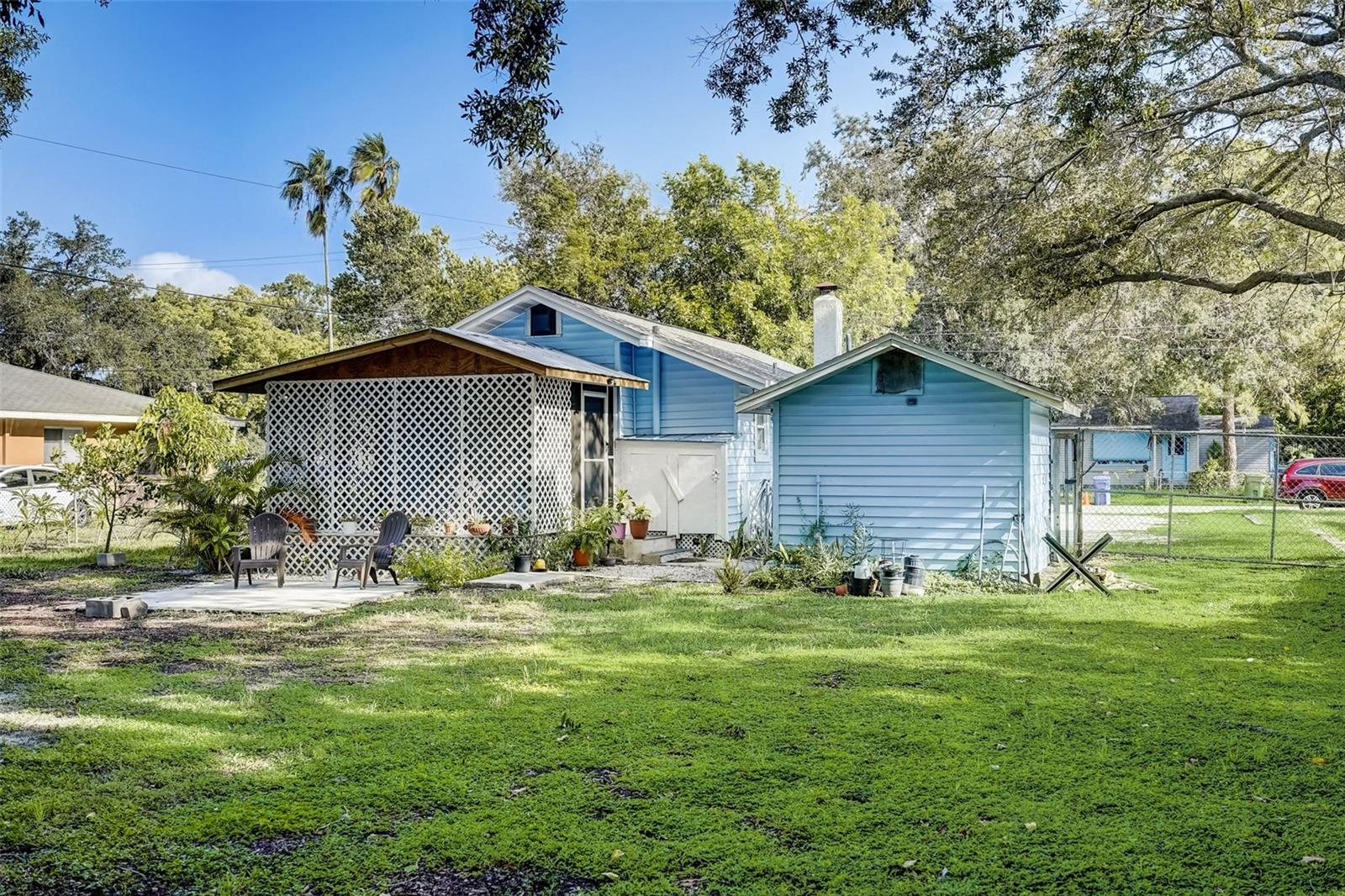 709 19TH AVE W