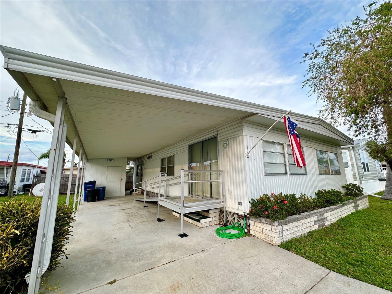 1003 50TH AVE W