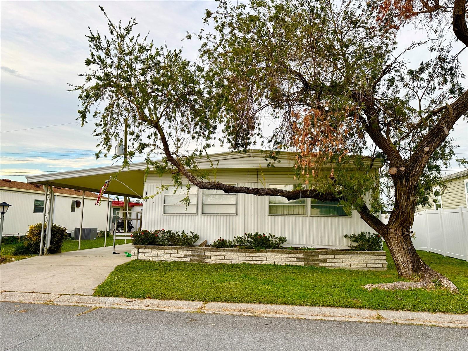 1003 50TH AVE W