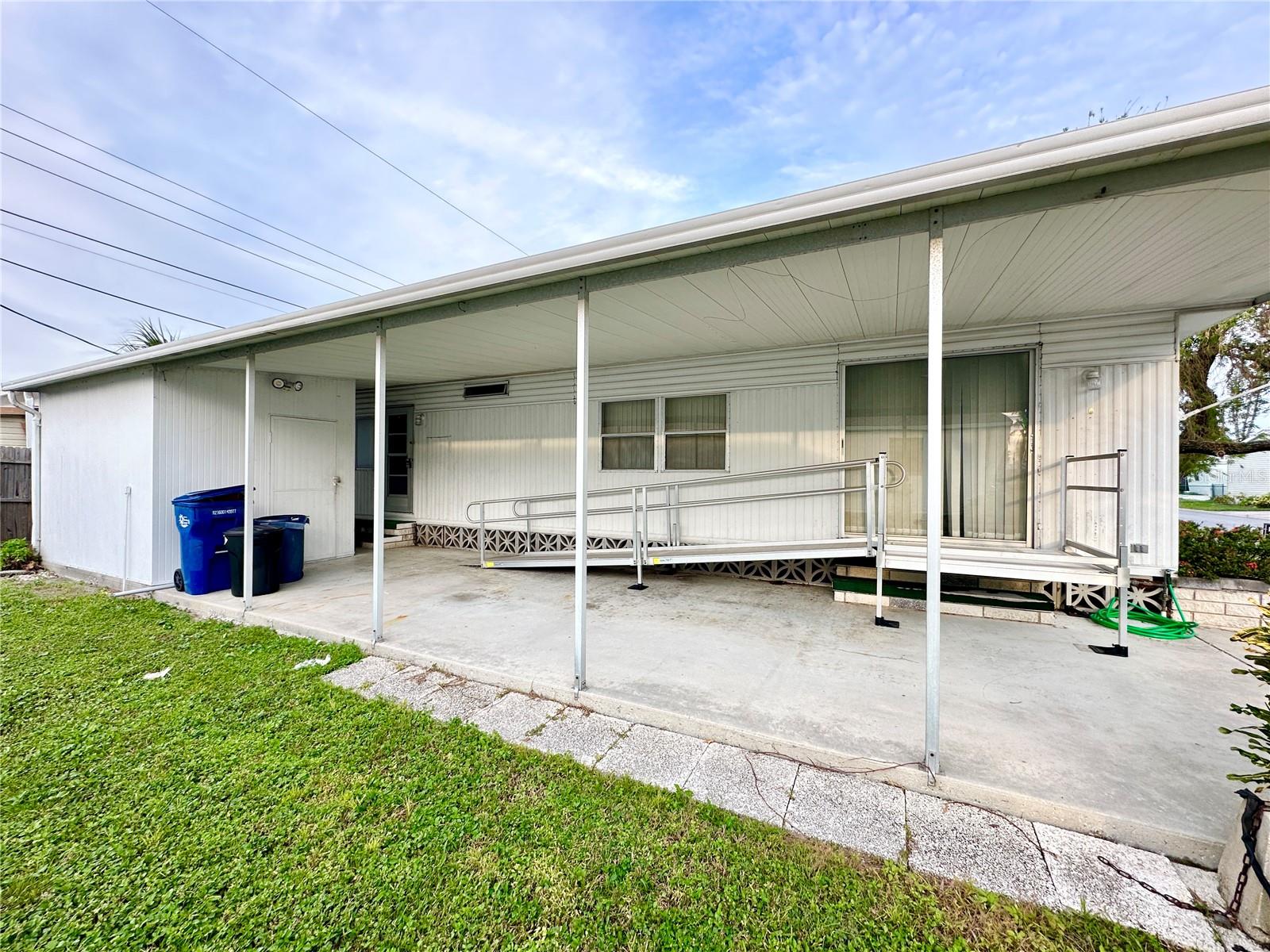 1003 50TH AVE W