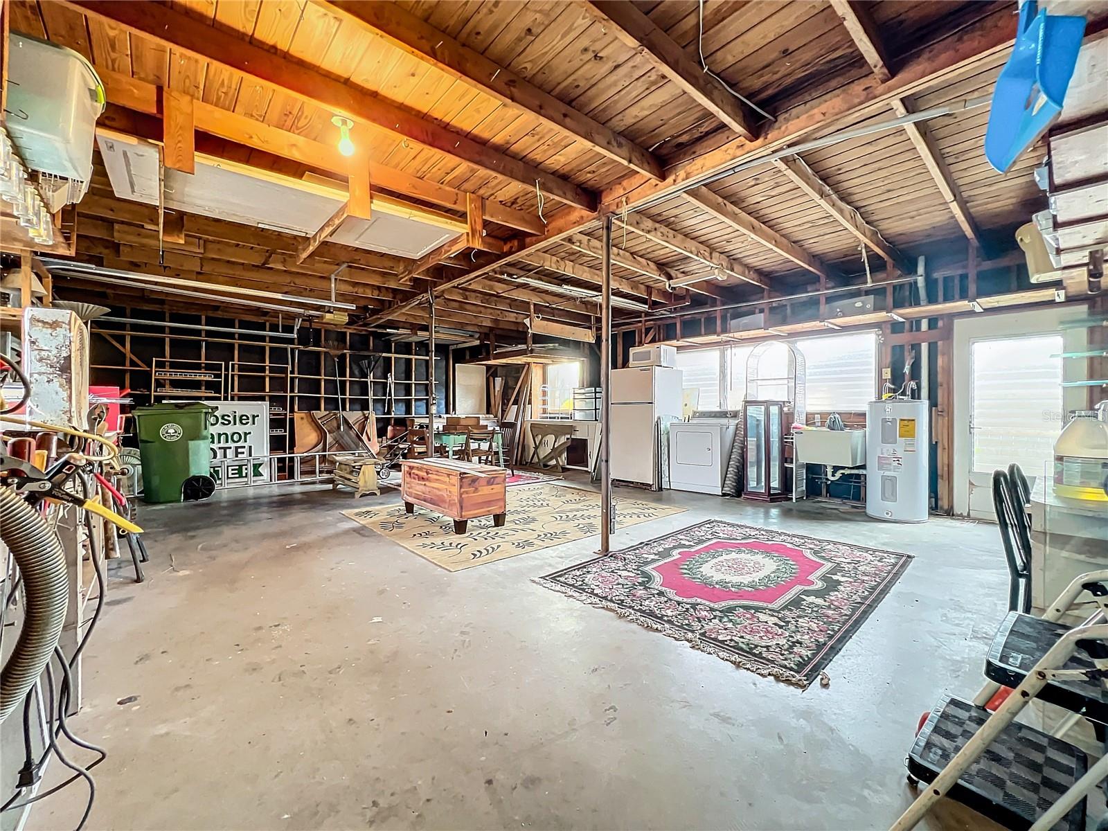 1420 22ND ST W