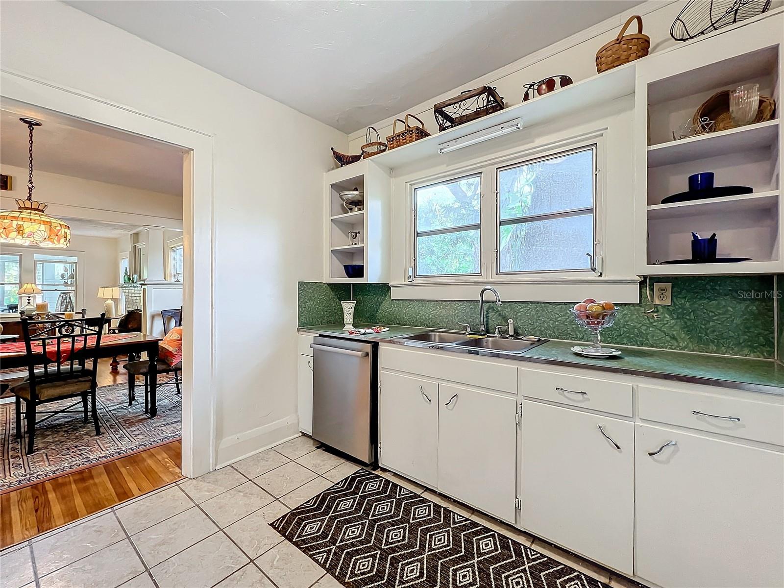 1420 22ND ST W