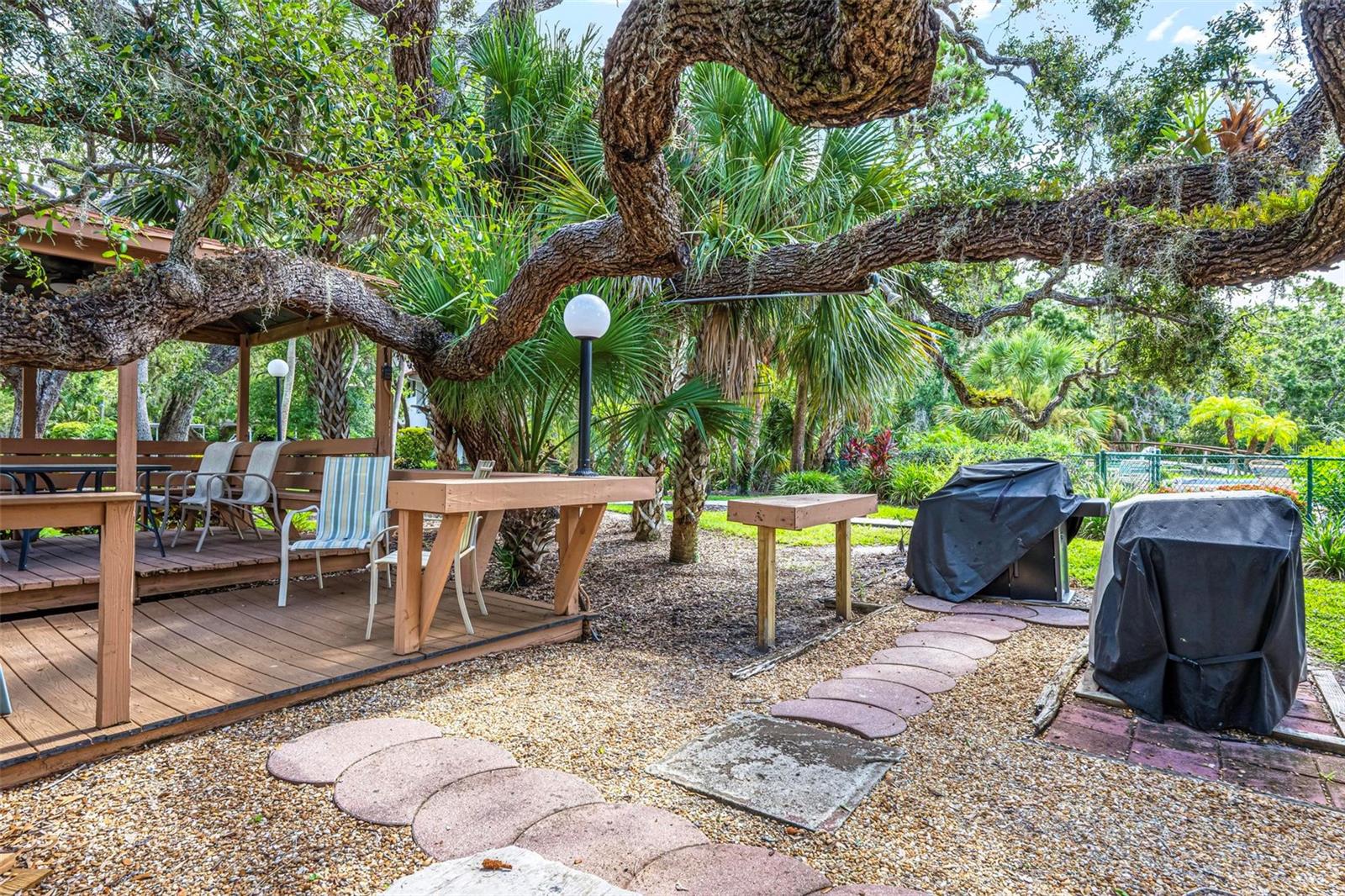 3330 THORNWOOD RD #3330