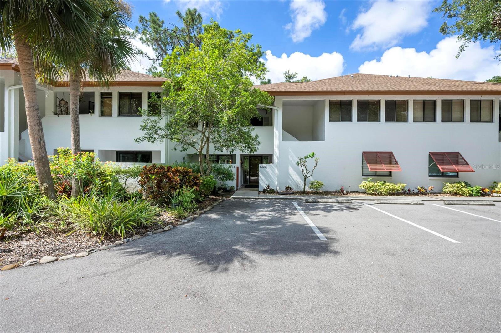 3330 THORNWOOD RD #3330