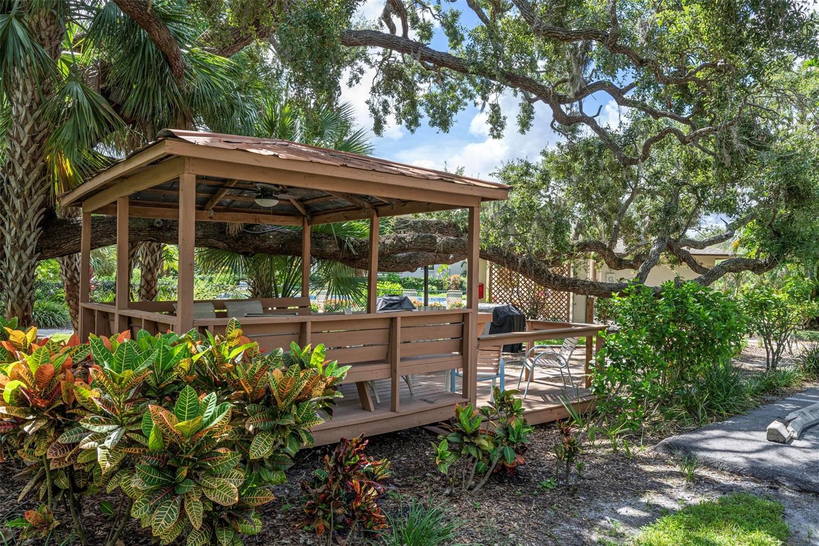 3330 THORNWOOD RD #3330