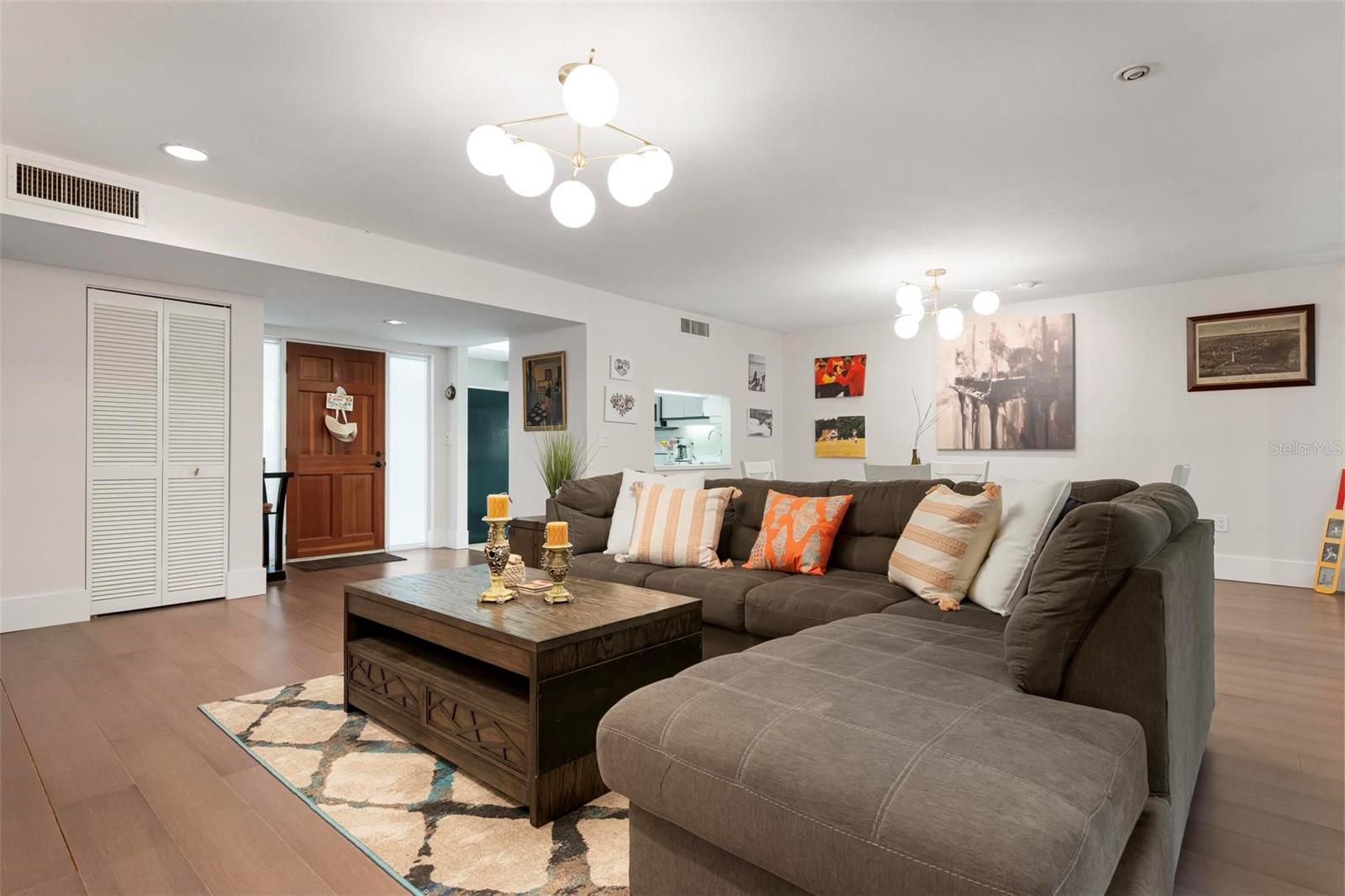 3330 THORNWOOD RD #3330