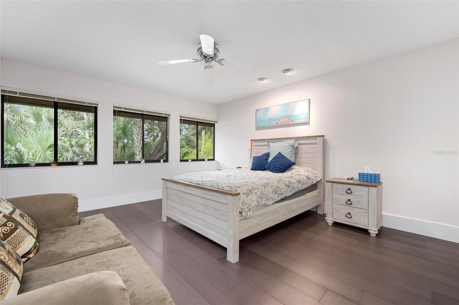 3330 THORNWOOD RD #3330