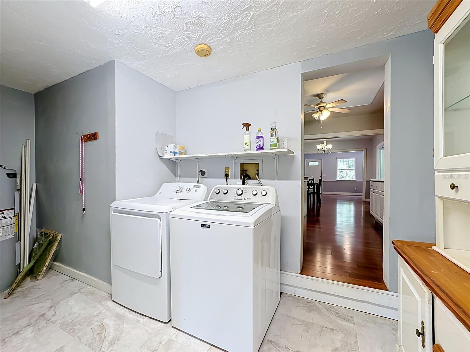2115 S 55TH AVE E