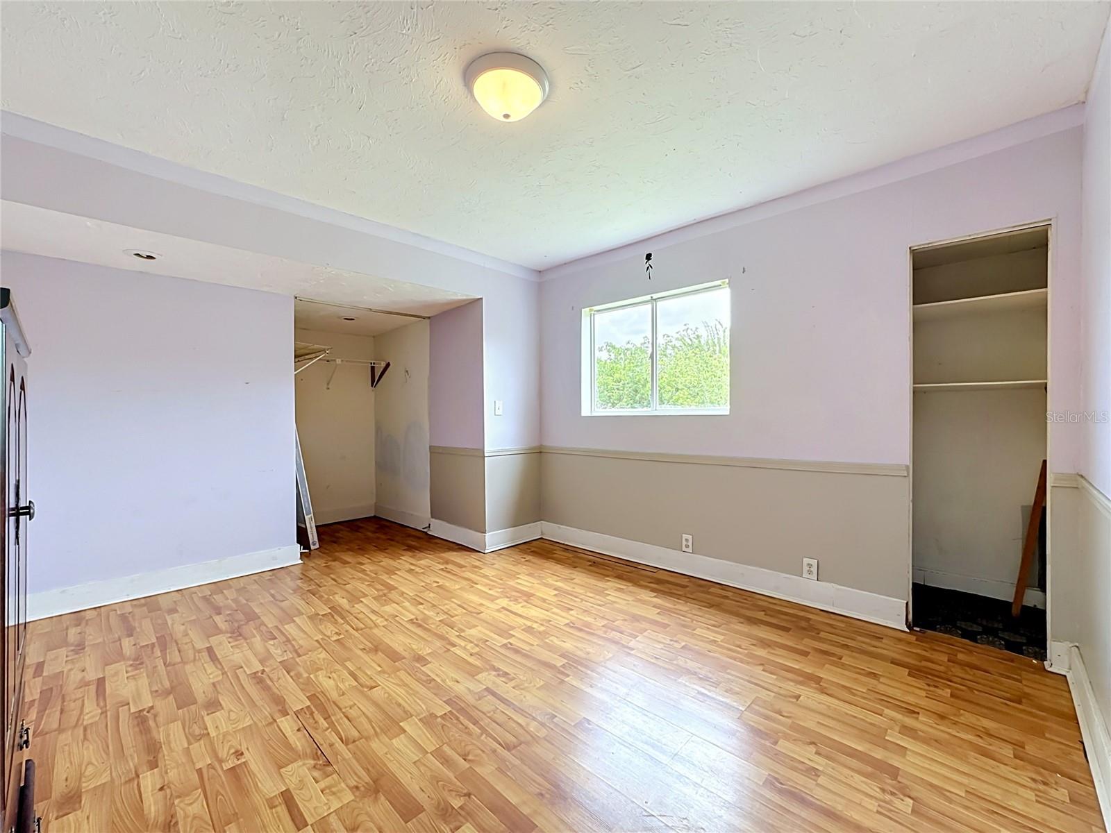 2115 S 55TH AVE E