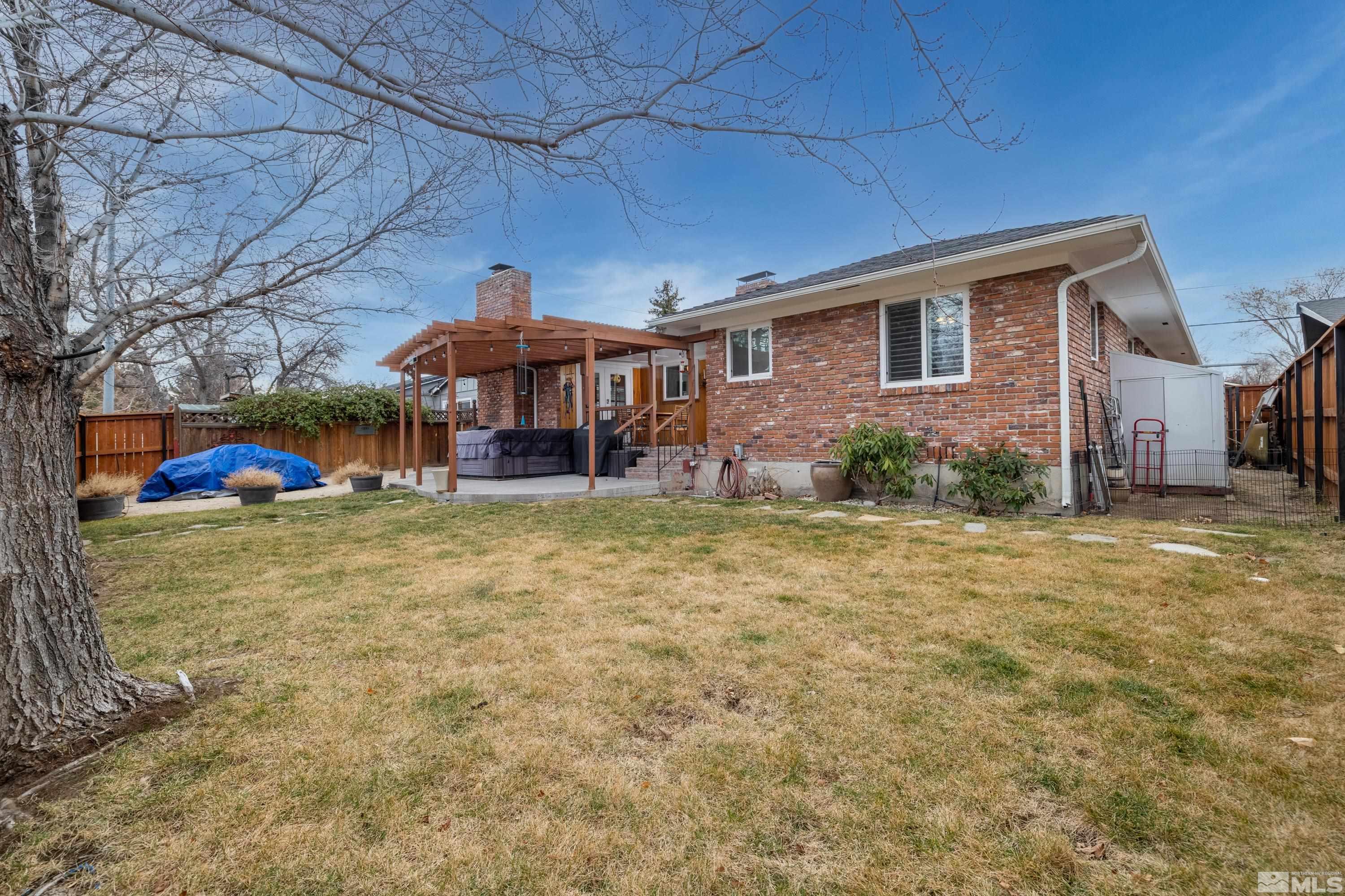 1140 Sharon Way