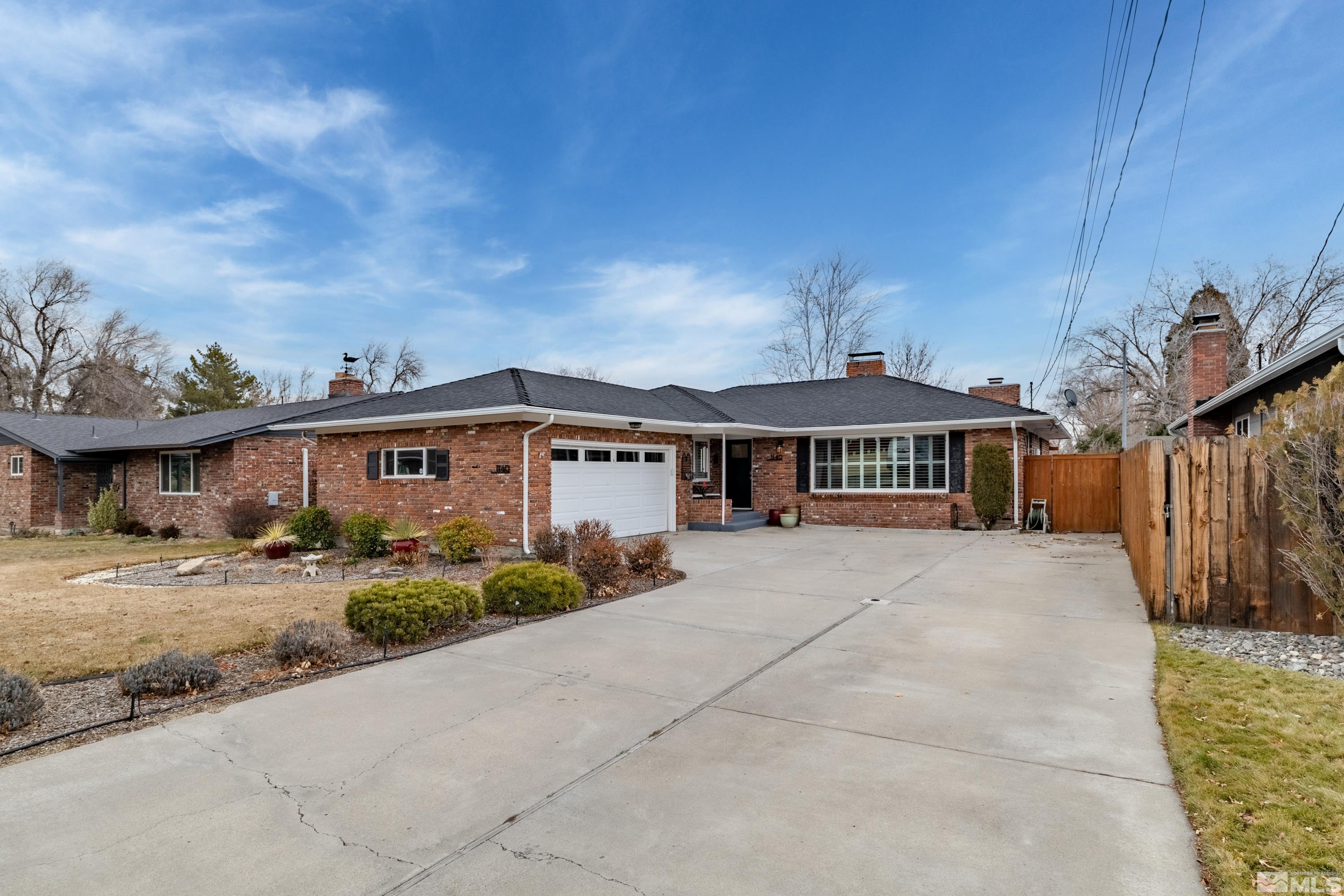 1140 Sharon Way