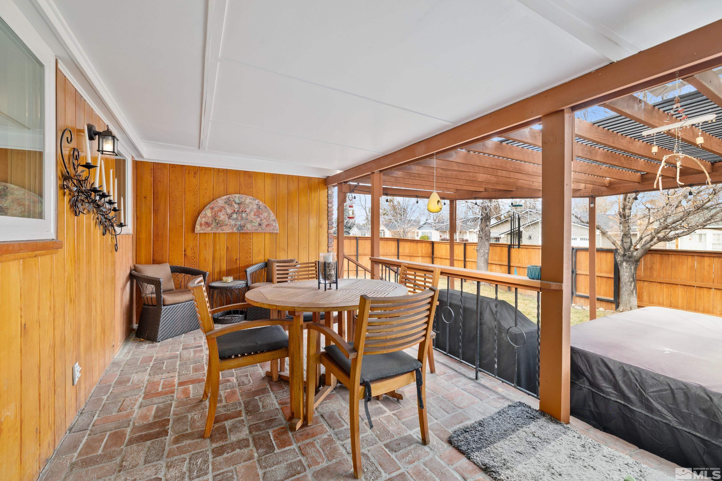 1140 Sharon Way