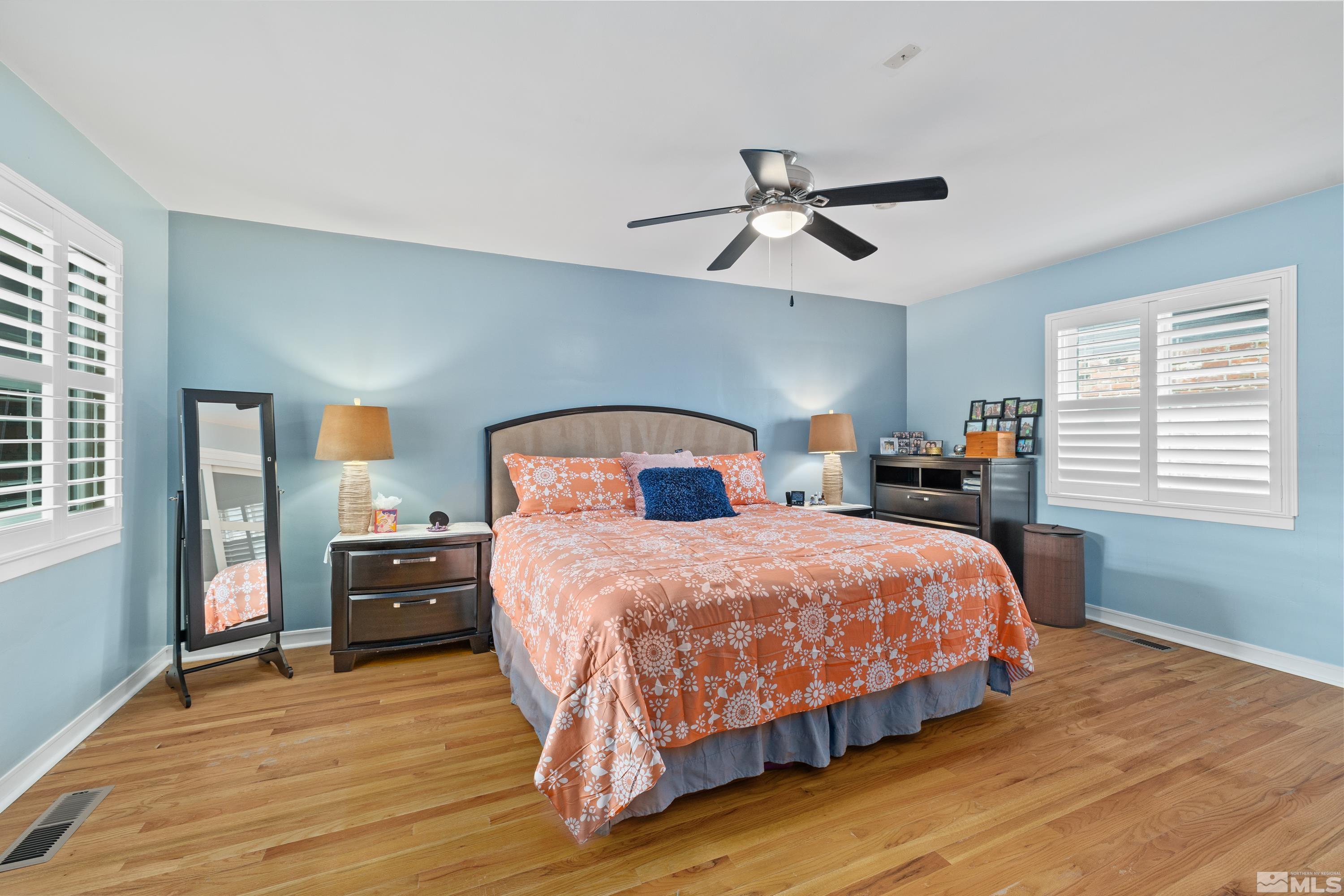 1140 Sharon Way