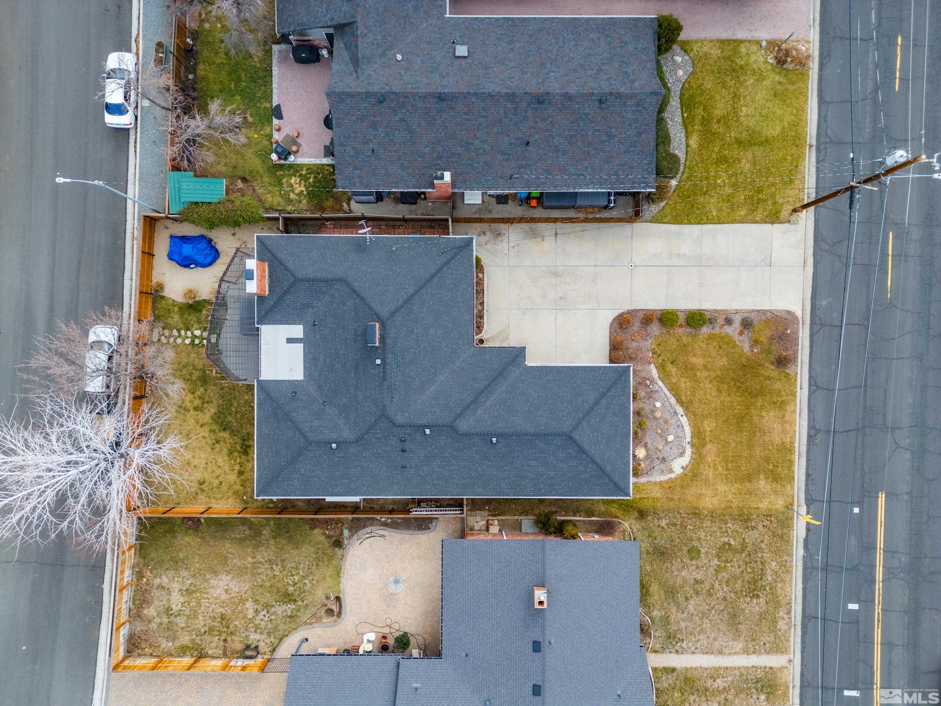 1140 Sharon Way