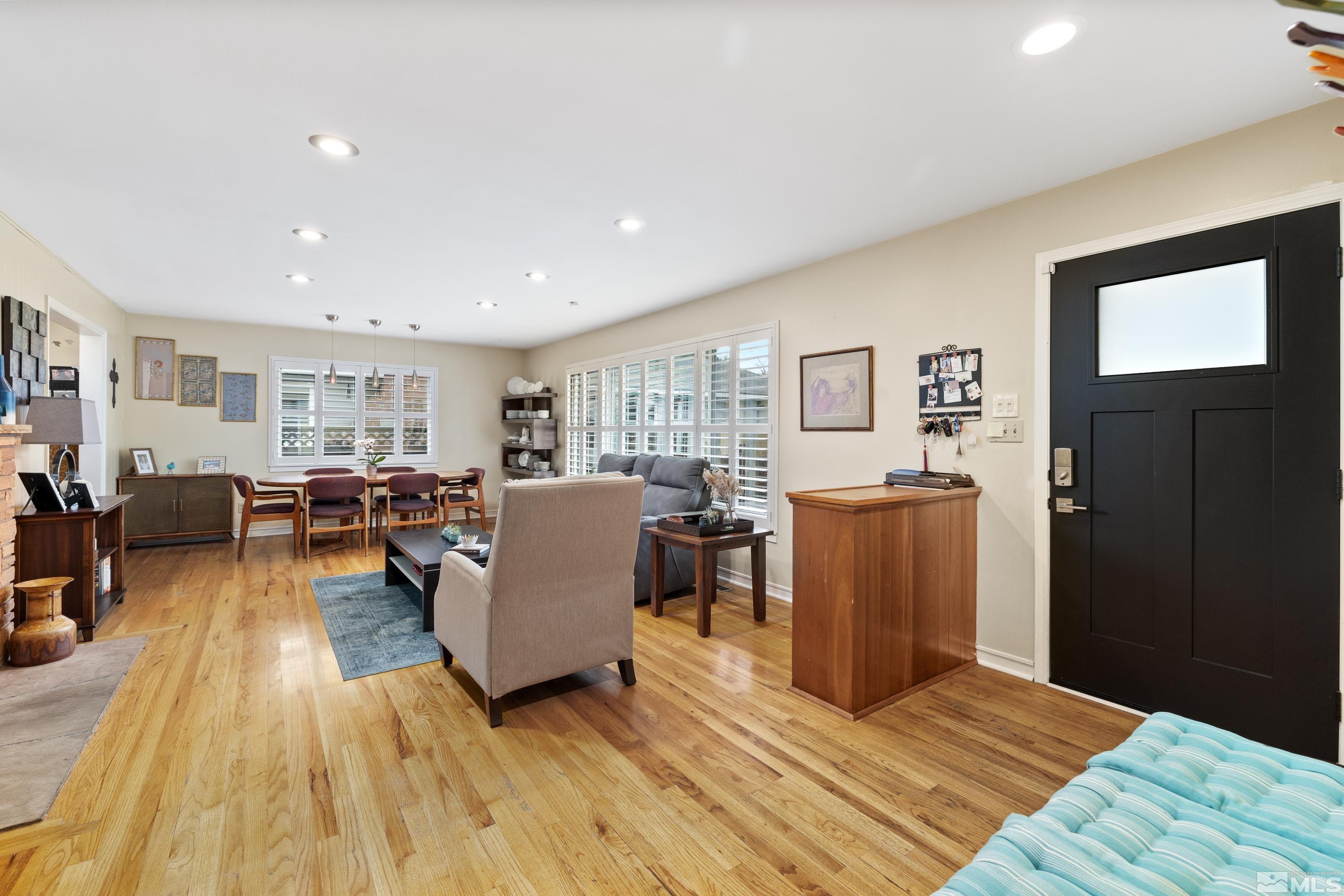 1140 Sharon Way