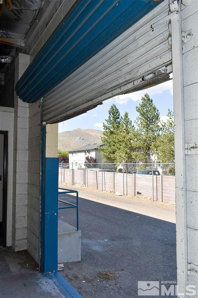 3719 N Carson Street, 3719