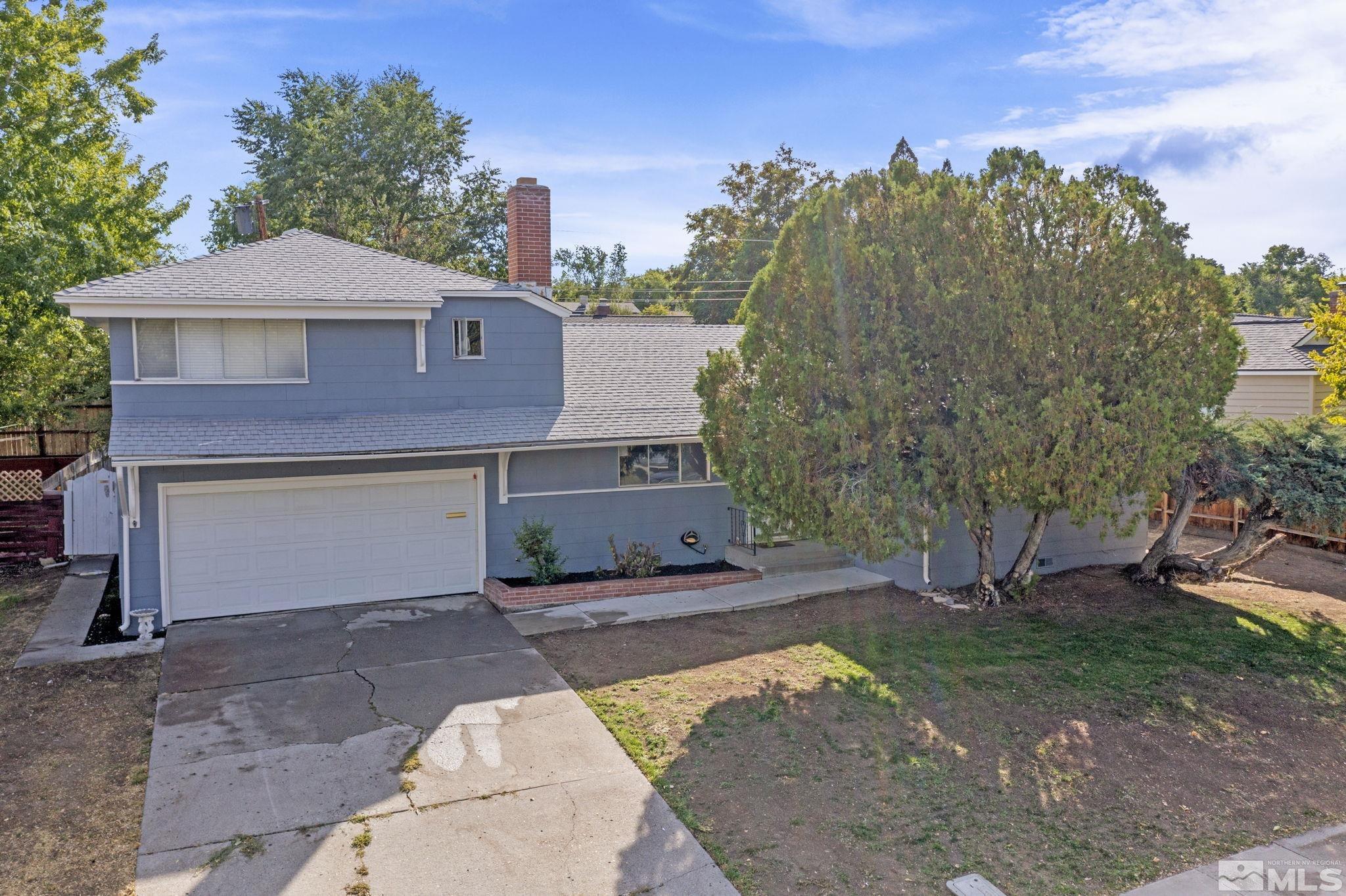 855 Ruby Avenue