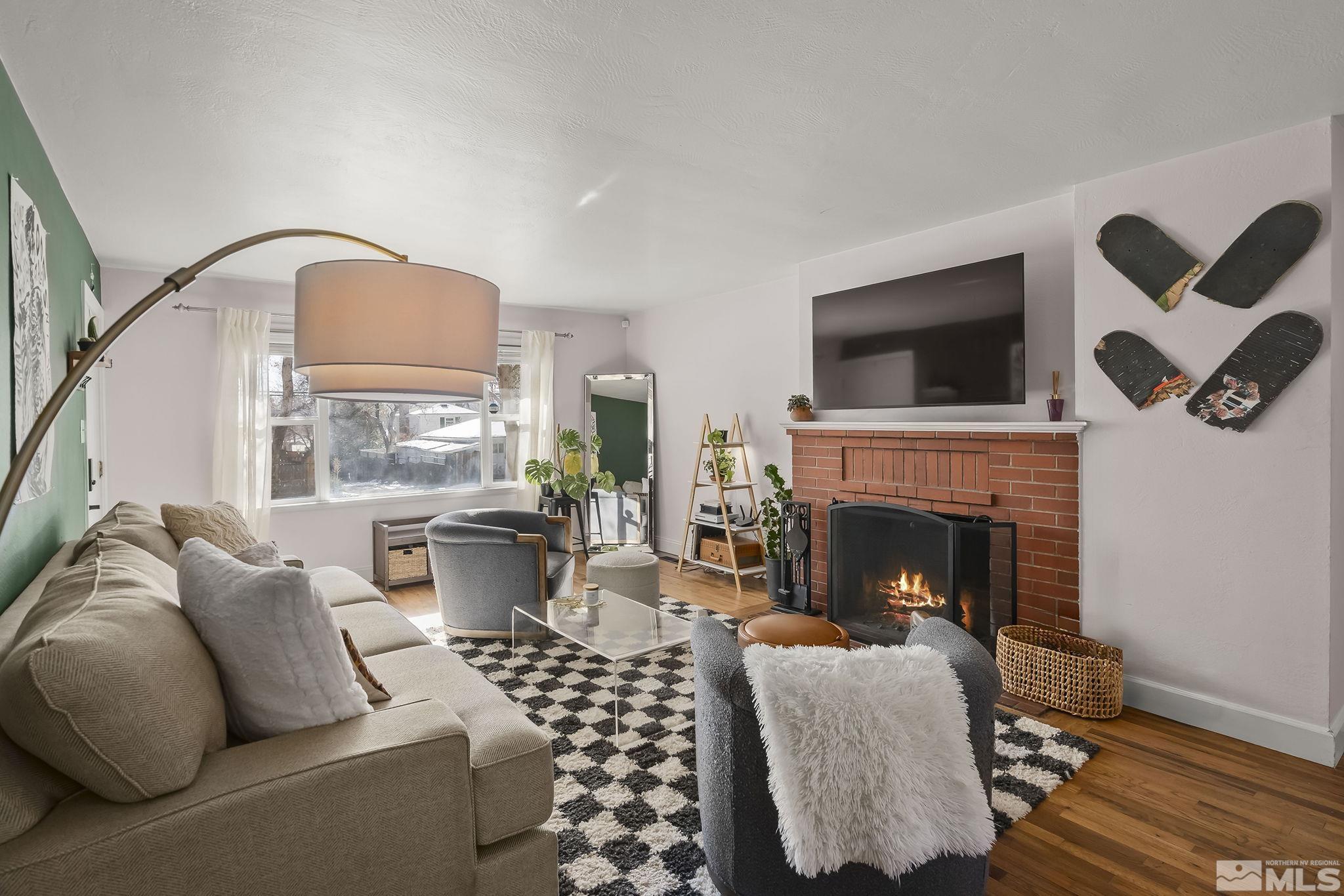 35 Hastings Dr