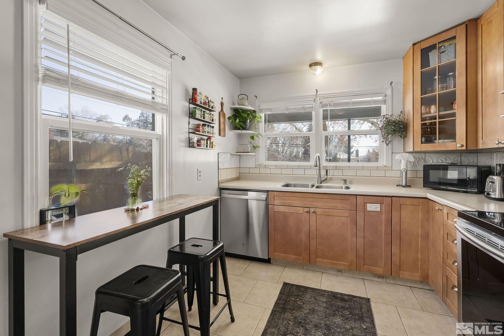 35 Hastings Dr