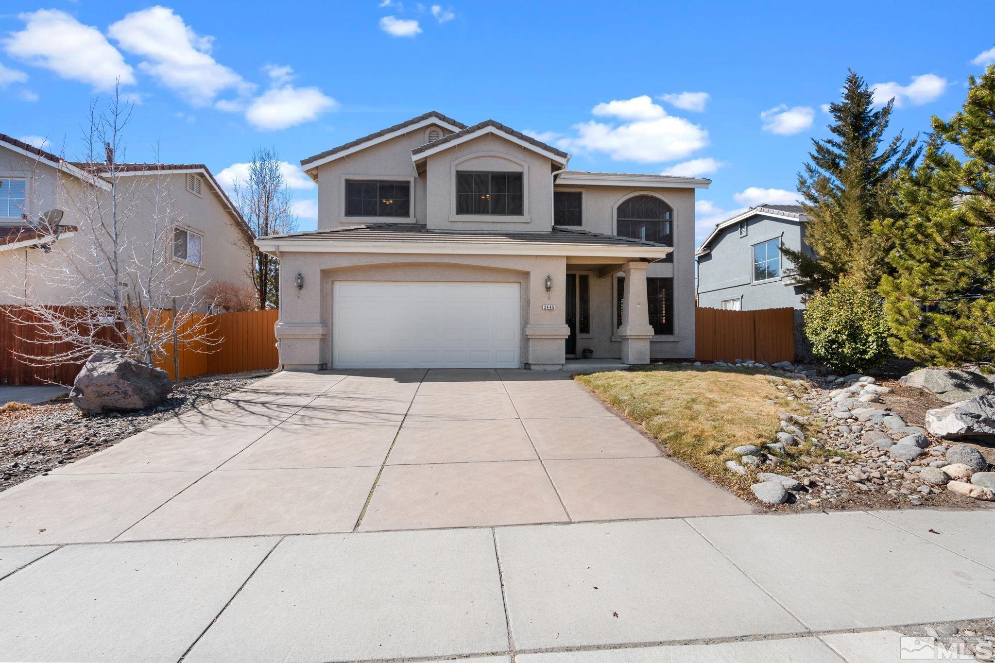 2445 Glen Eagles Dr