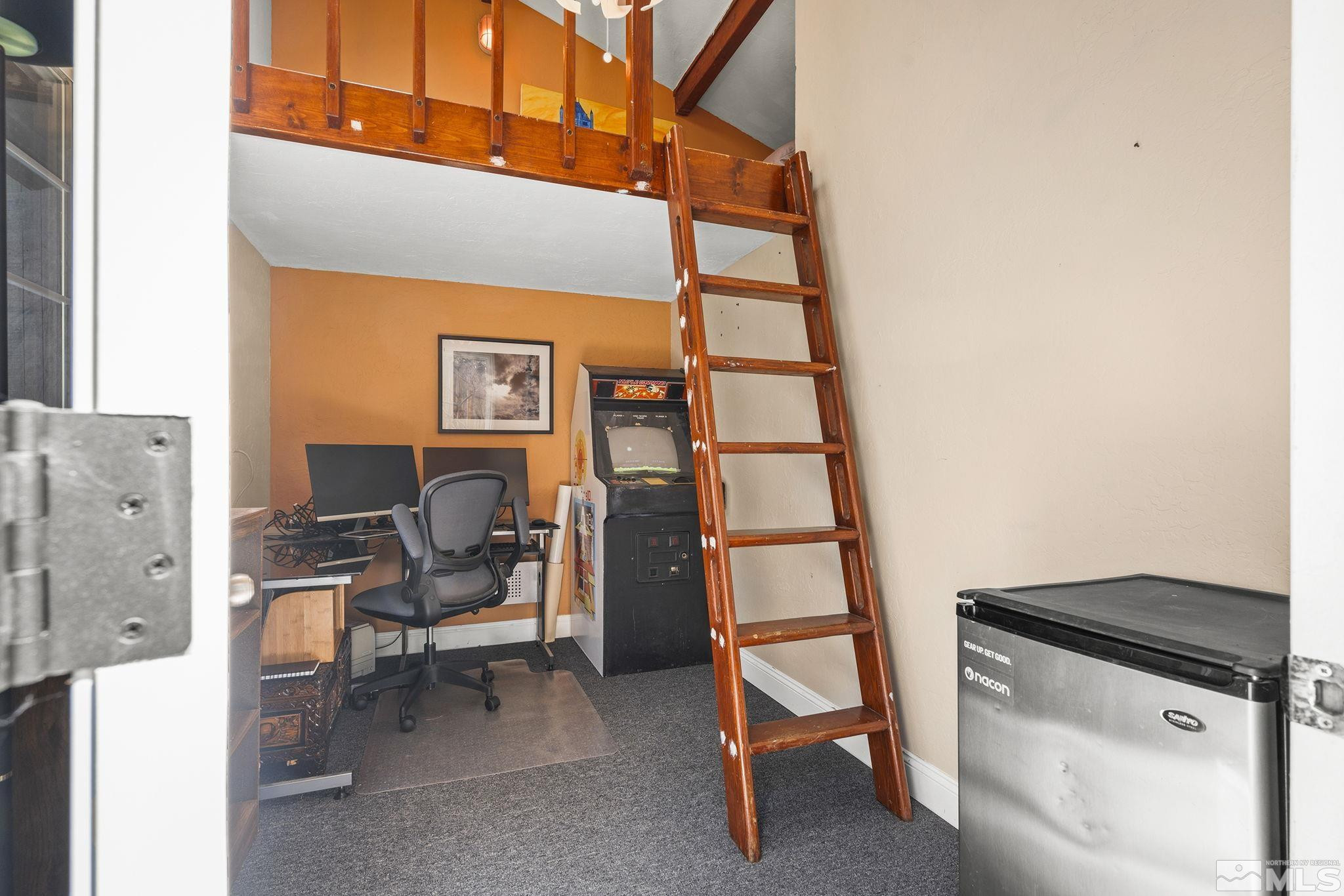 11010 Orchard Hill Drive