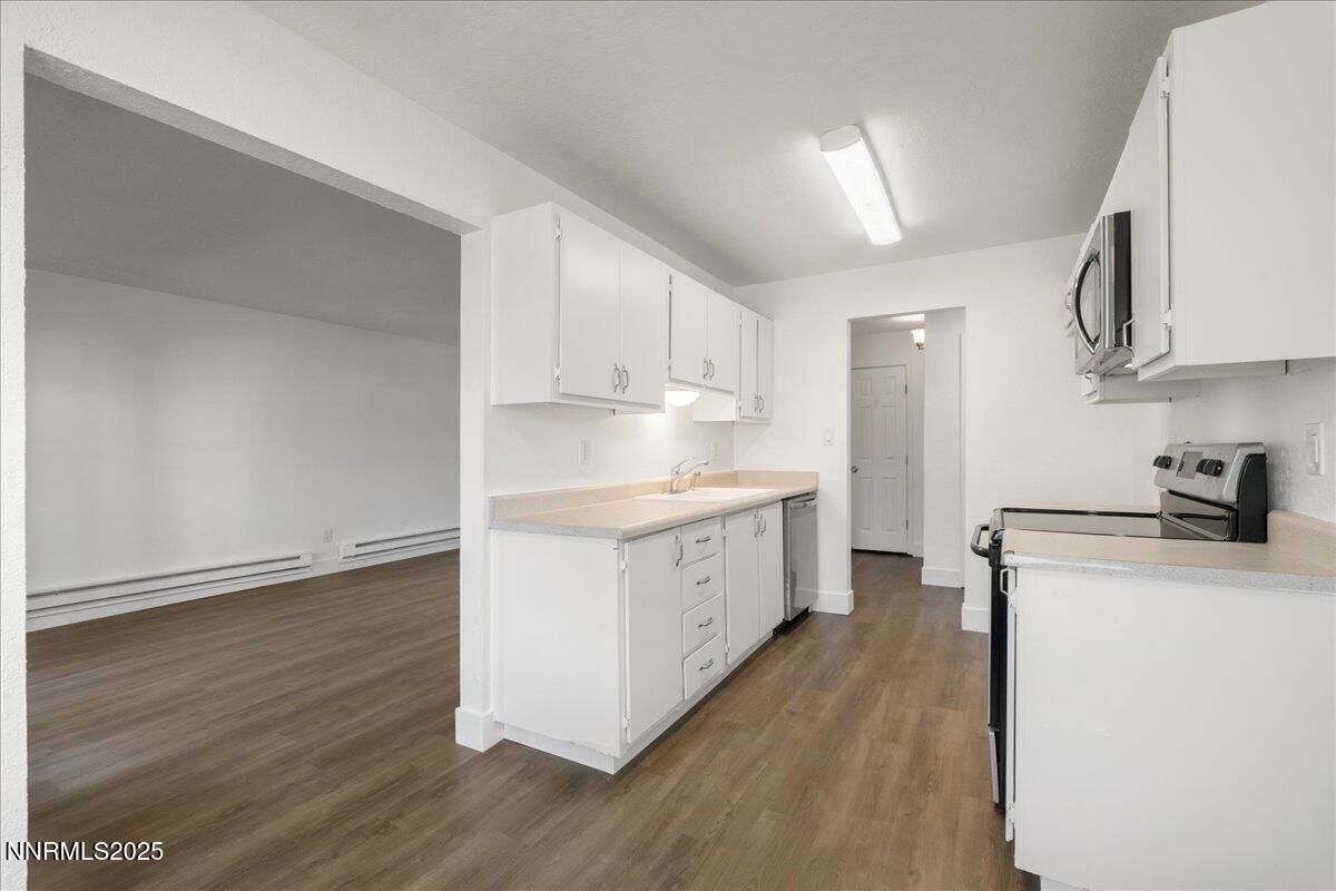 3903 Clear Acre Lane, APT 13