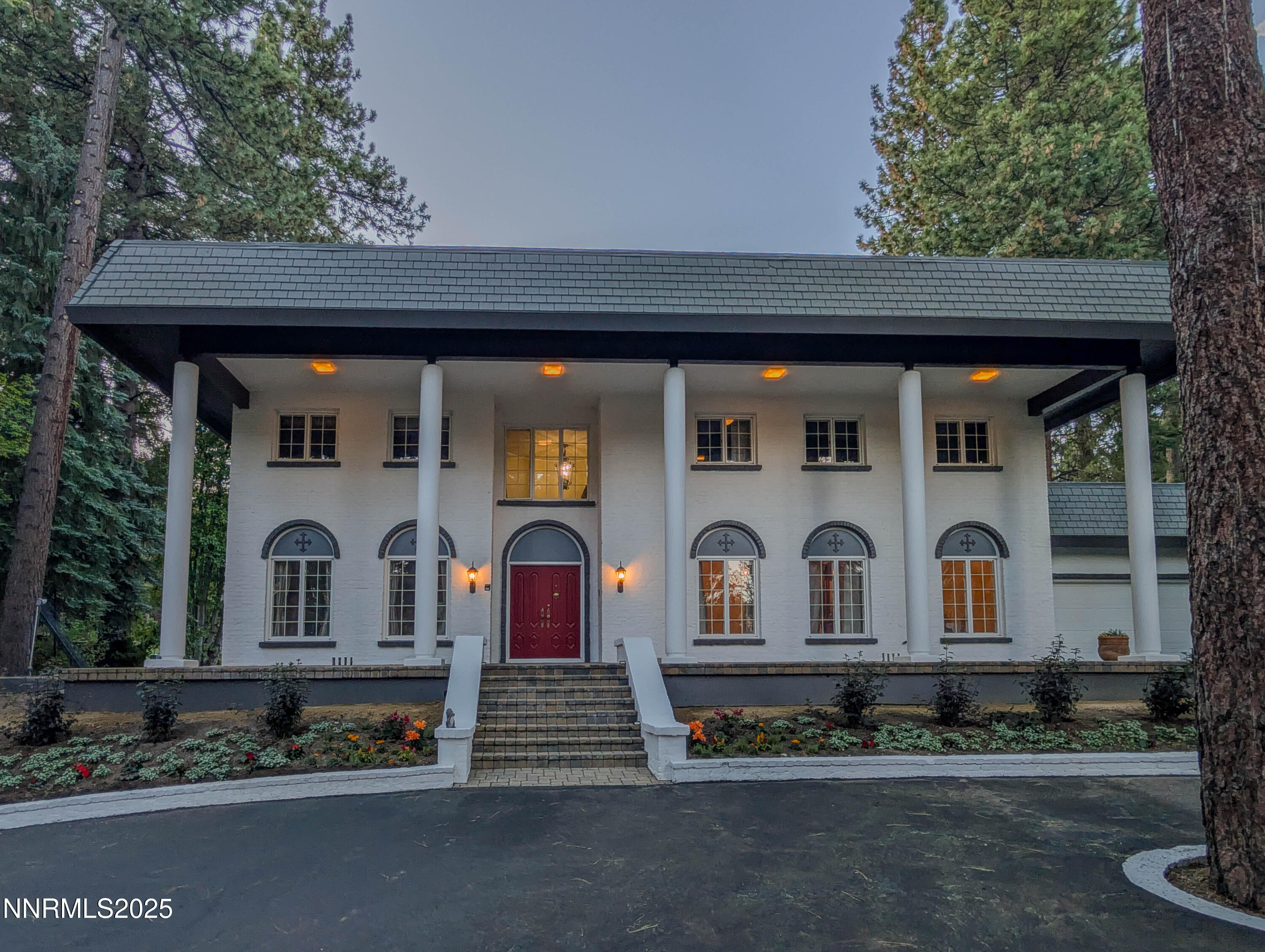 976 Caddie Court
