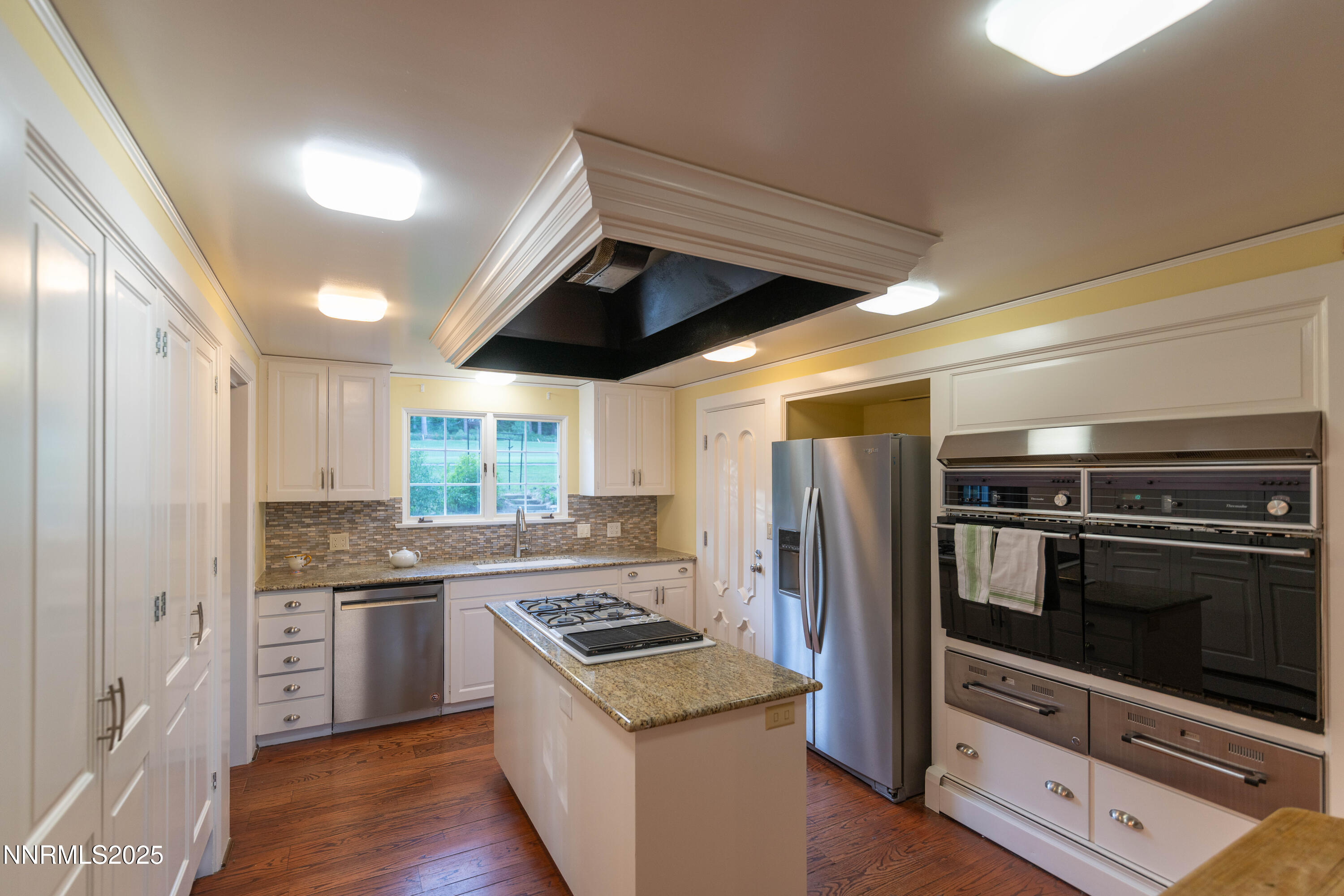 976 Caddie Court