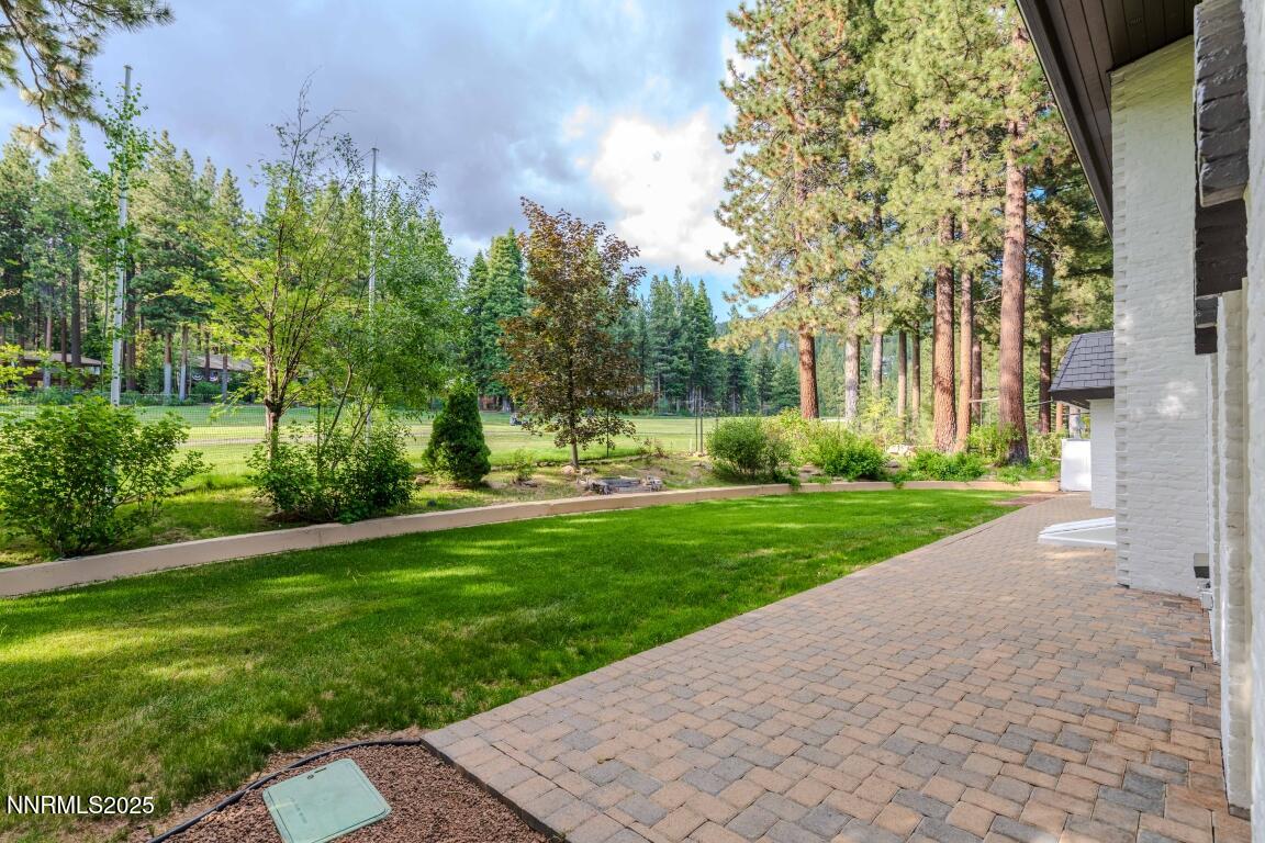 976 Caddie Court
