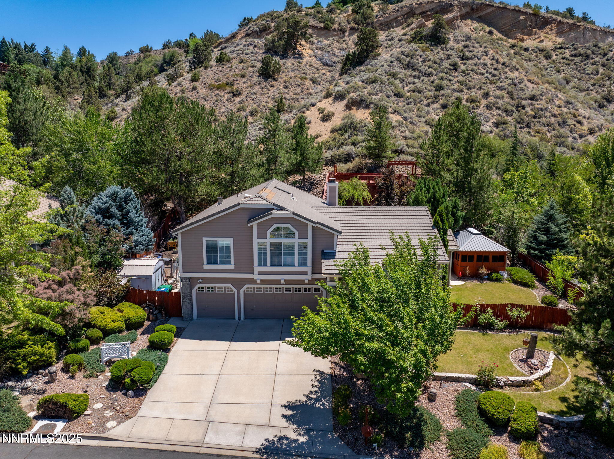 3208 Thornhill Drive