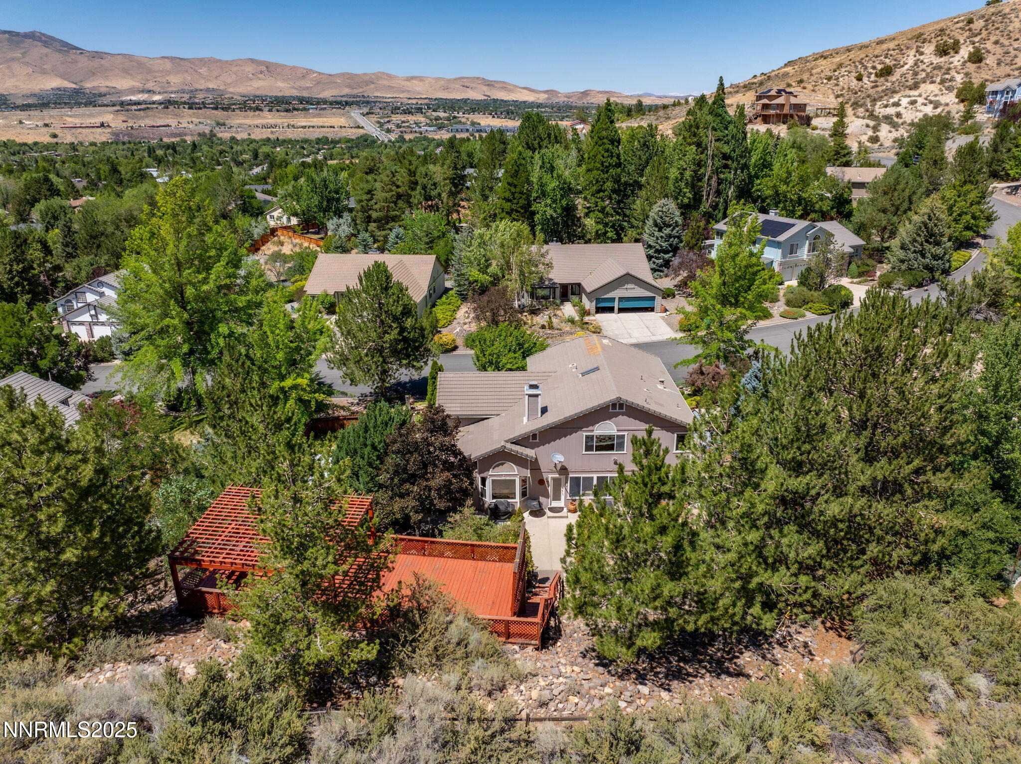 3208 Thornhill Drive