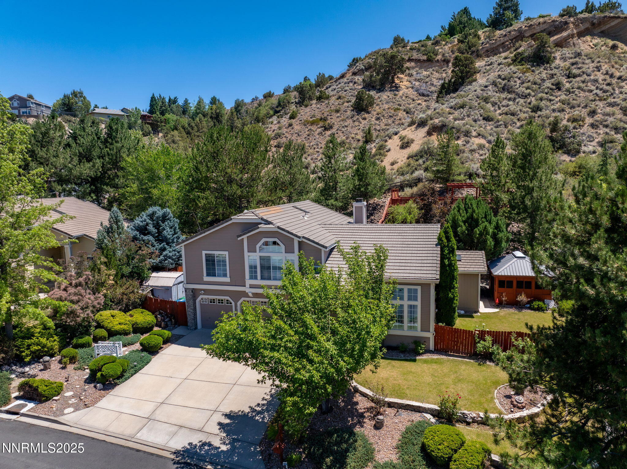 3208 Thornhill Drive