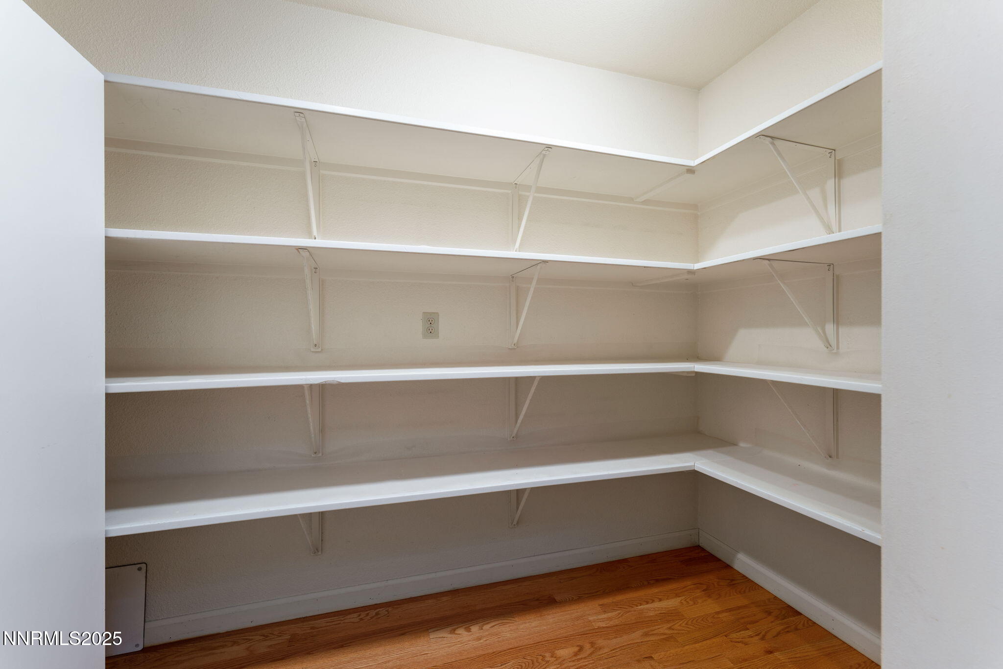 3208 Thornhill Drive