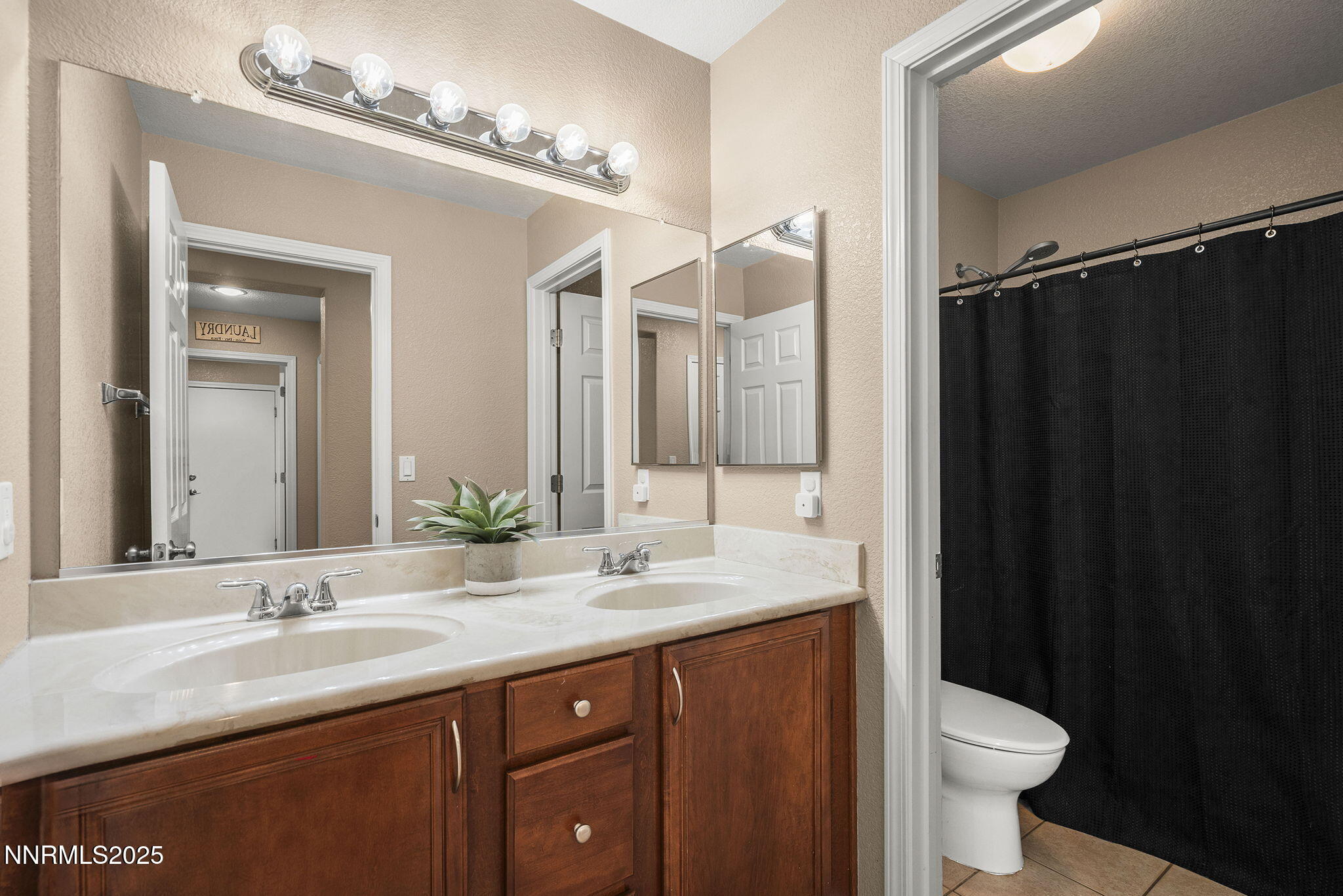 2350 Garnet Star Way