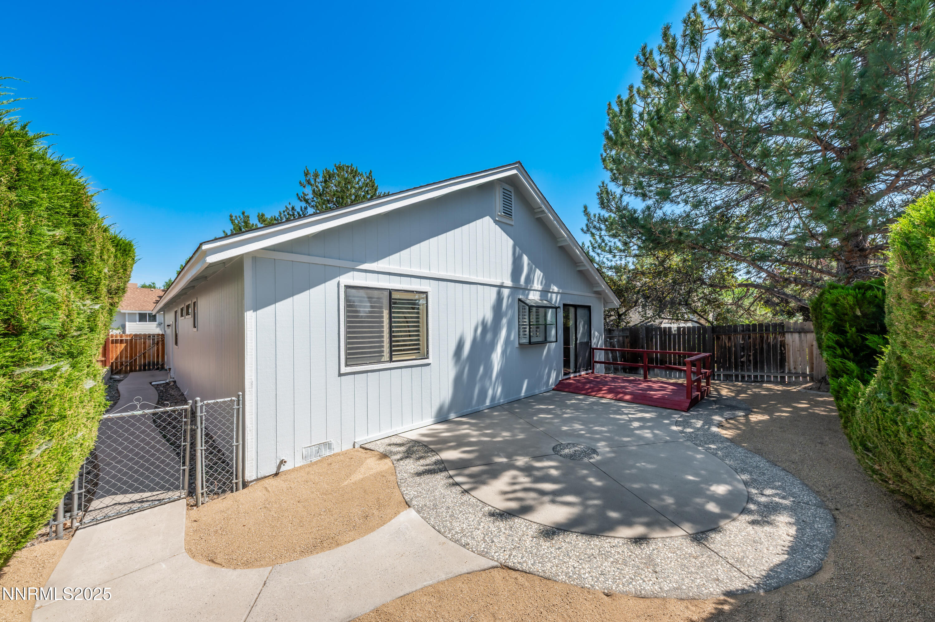 5982 Royal Vista Way