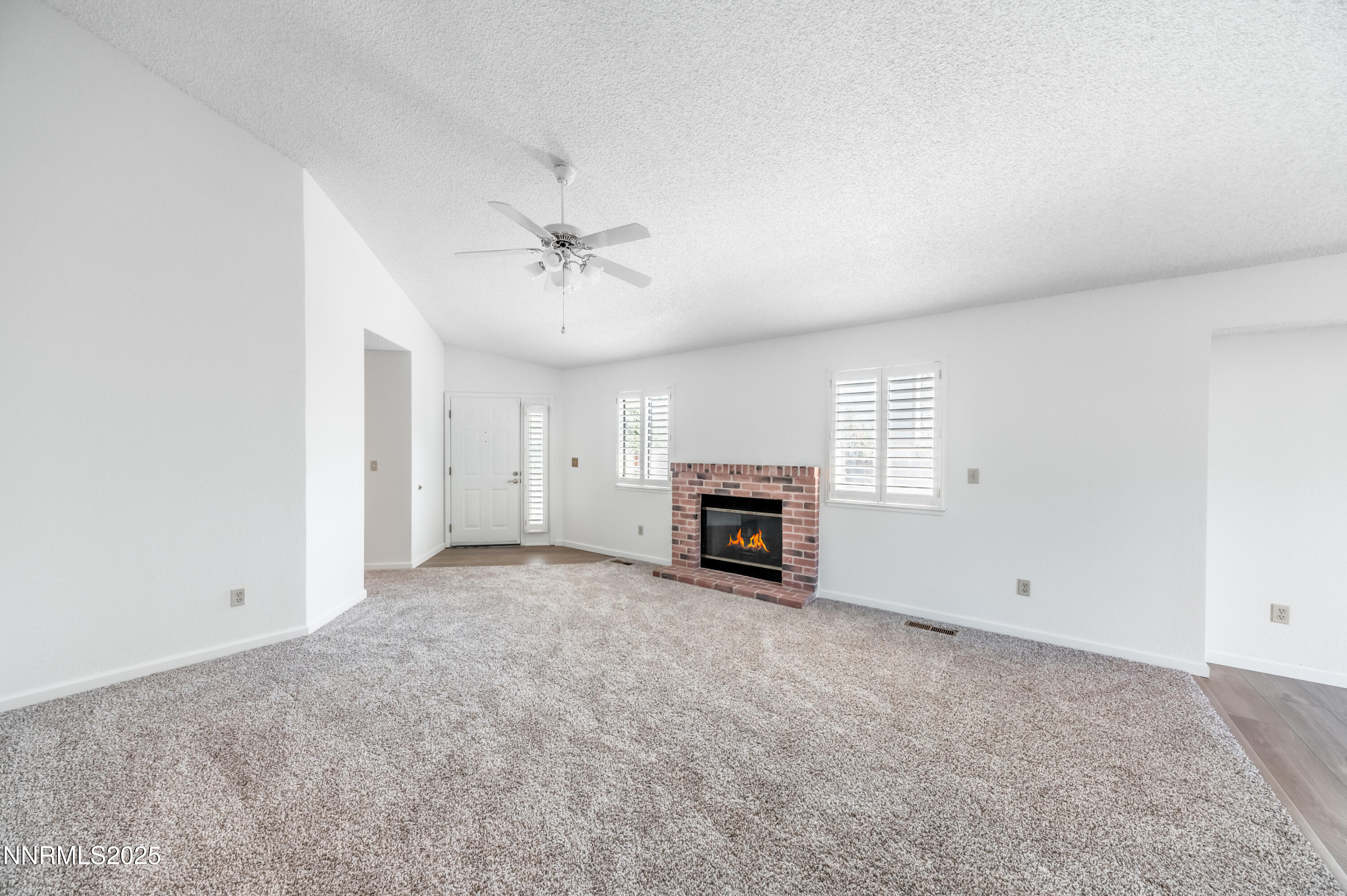 5982 Royal Vista Way