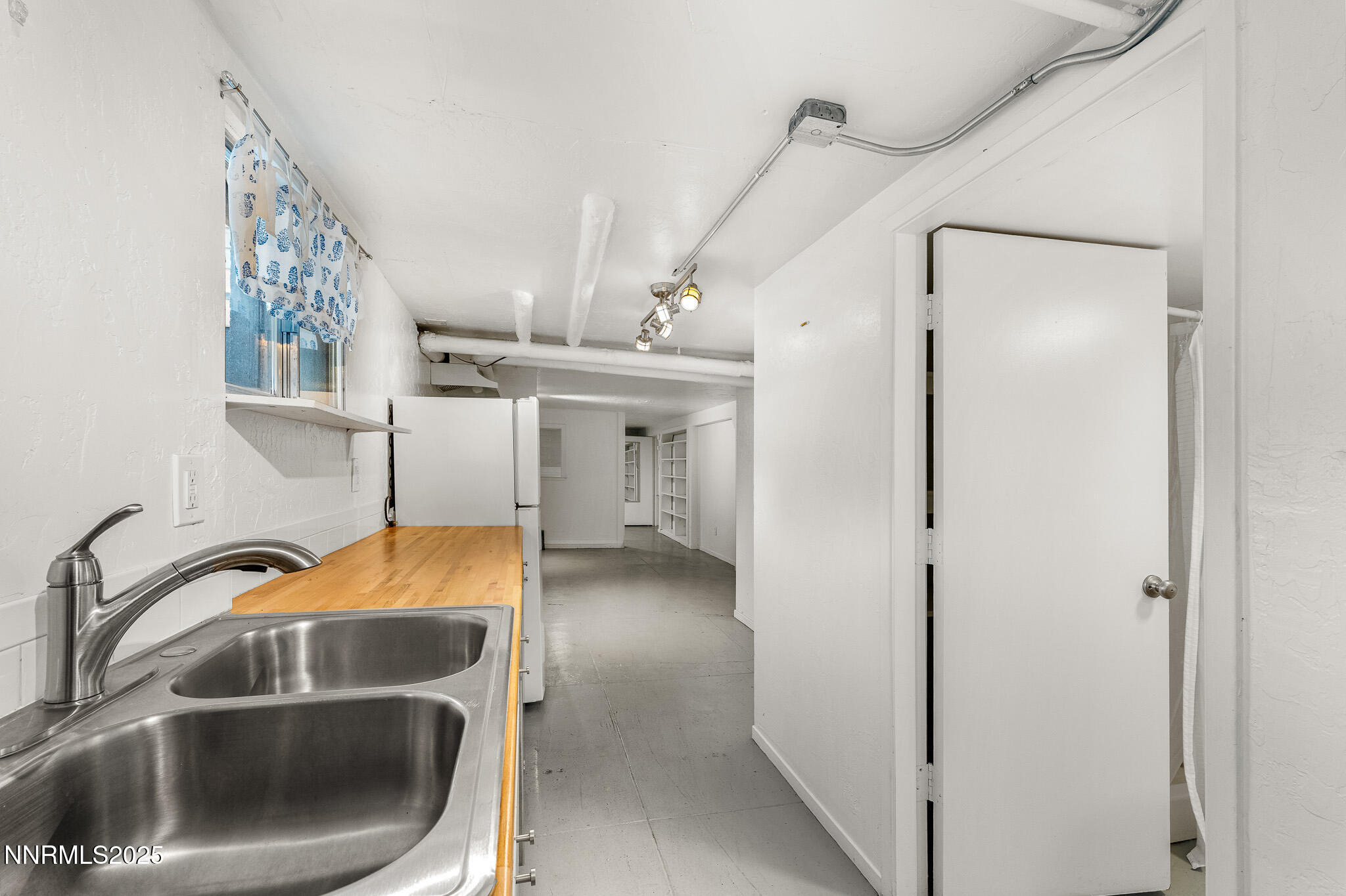 204 Moran Street, 204 Moran, 610 Sinclair, 618 Sinclair