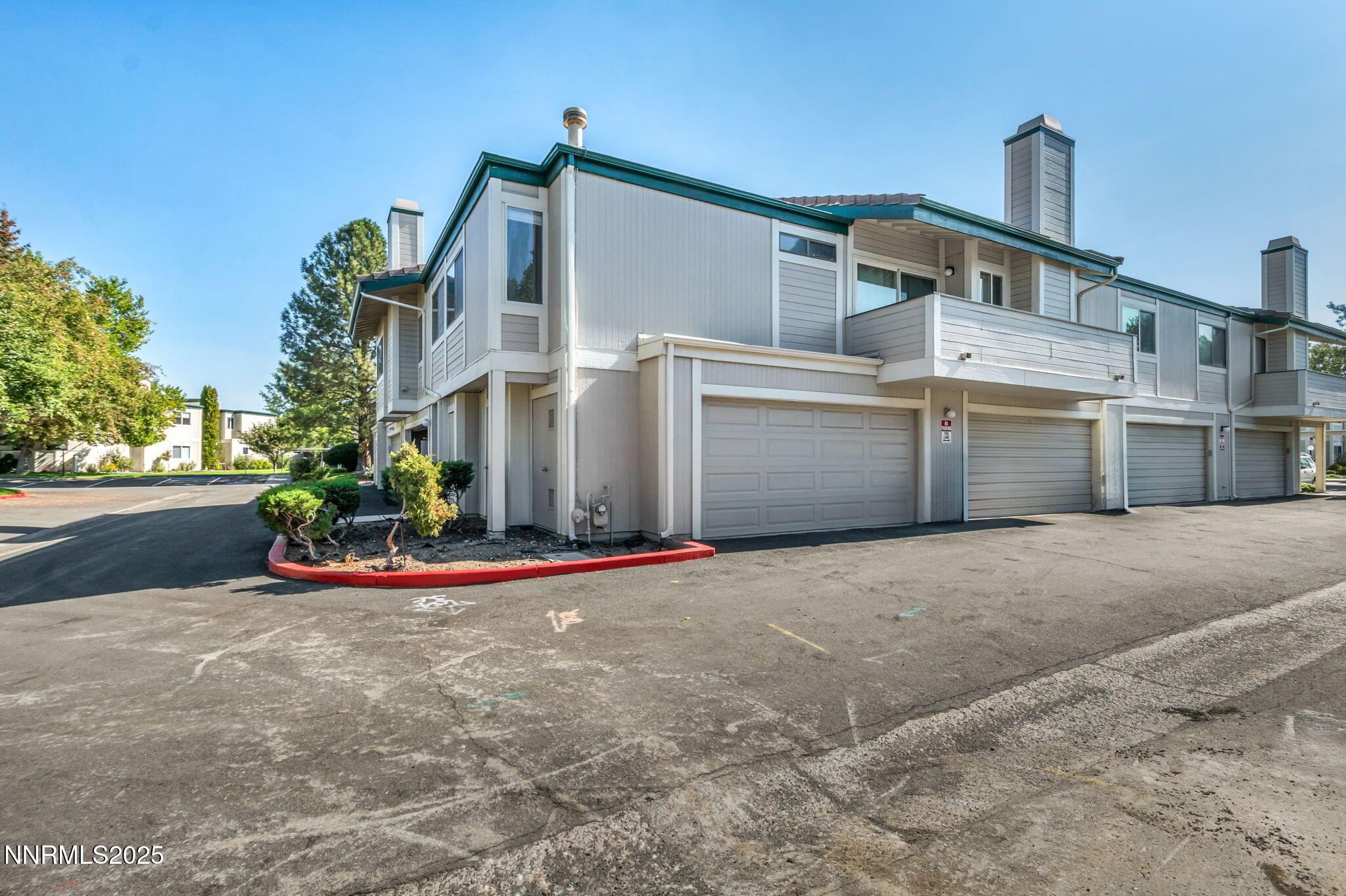 2475 Sycamore Glen Drive, # 1